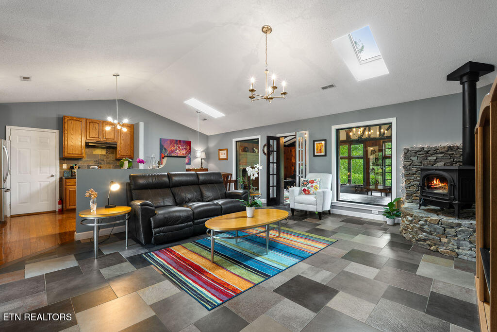 7425 Casselberry Circle Corryton TN 37721