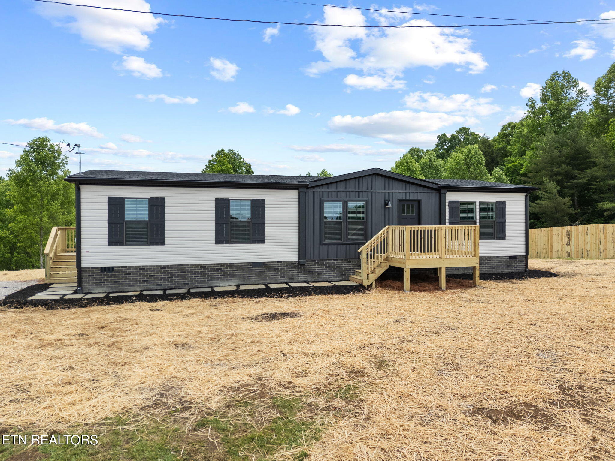 117 Delia Young Lane Wartburg TN 37887