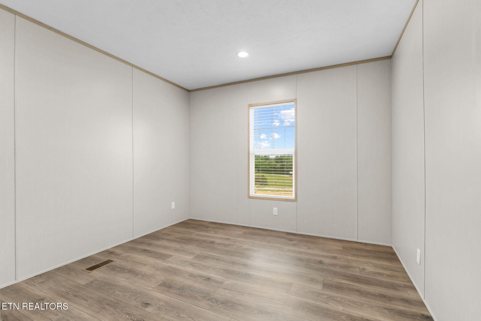 117 Delia Young Lane Wartburg TN 37887