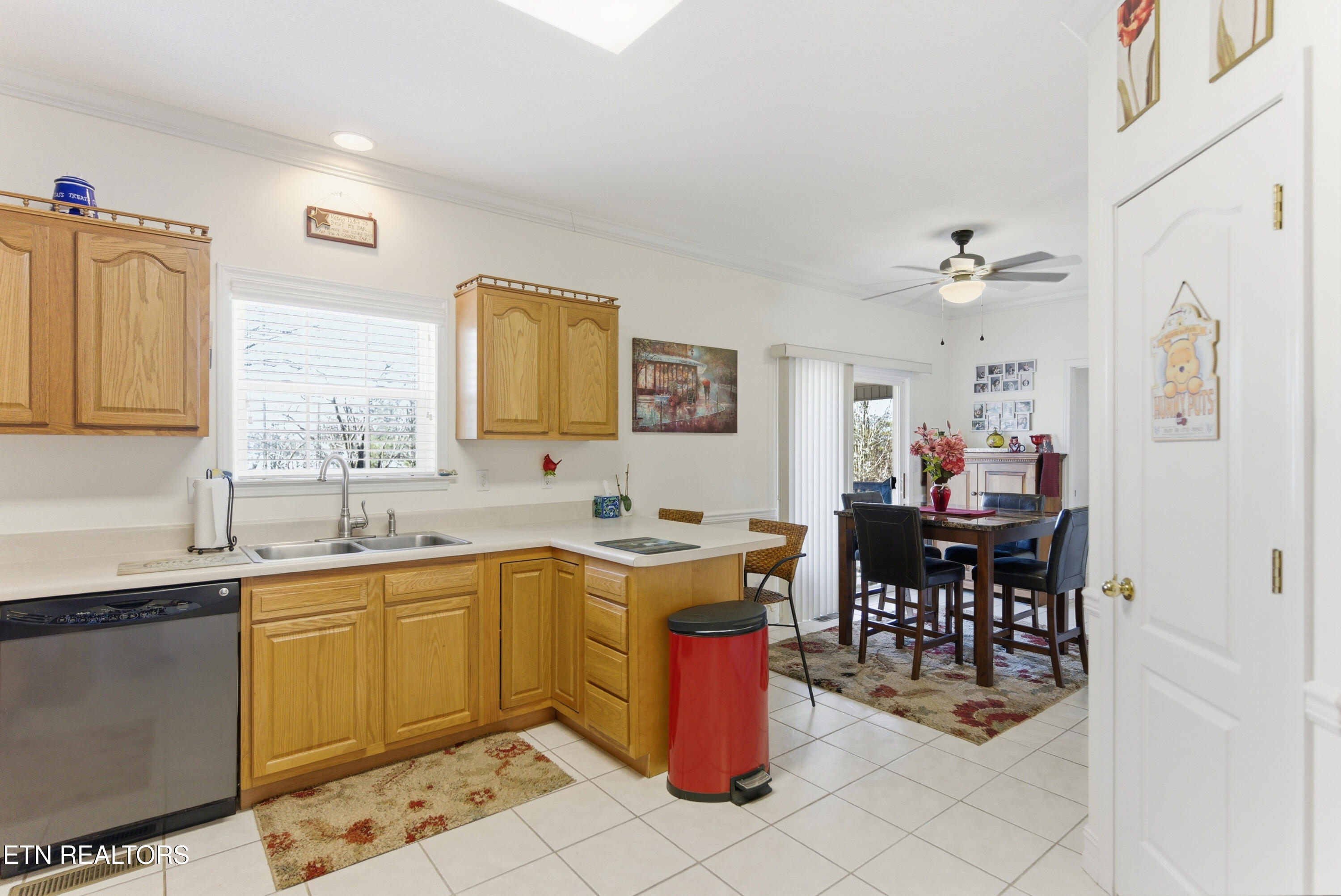 267 Far View Circle Jacksboro TN 37757