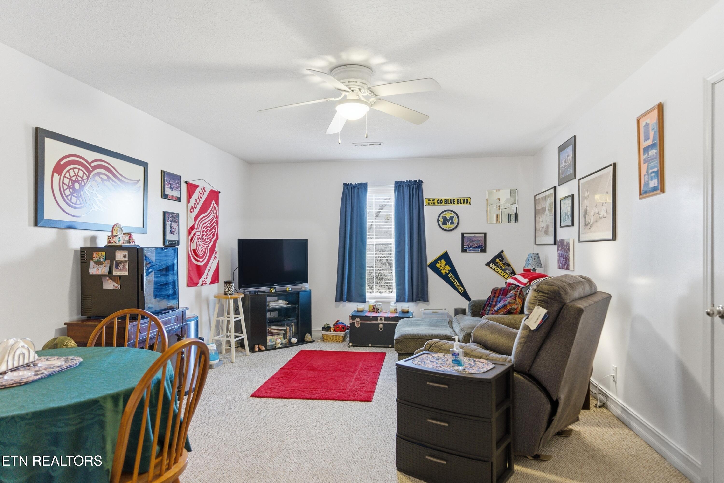 267 Far View Circle Jacksboro TN 37757
