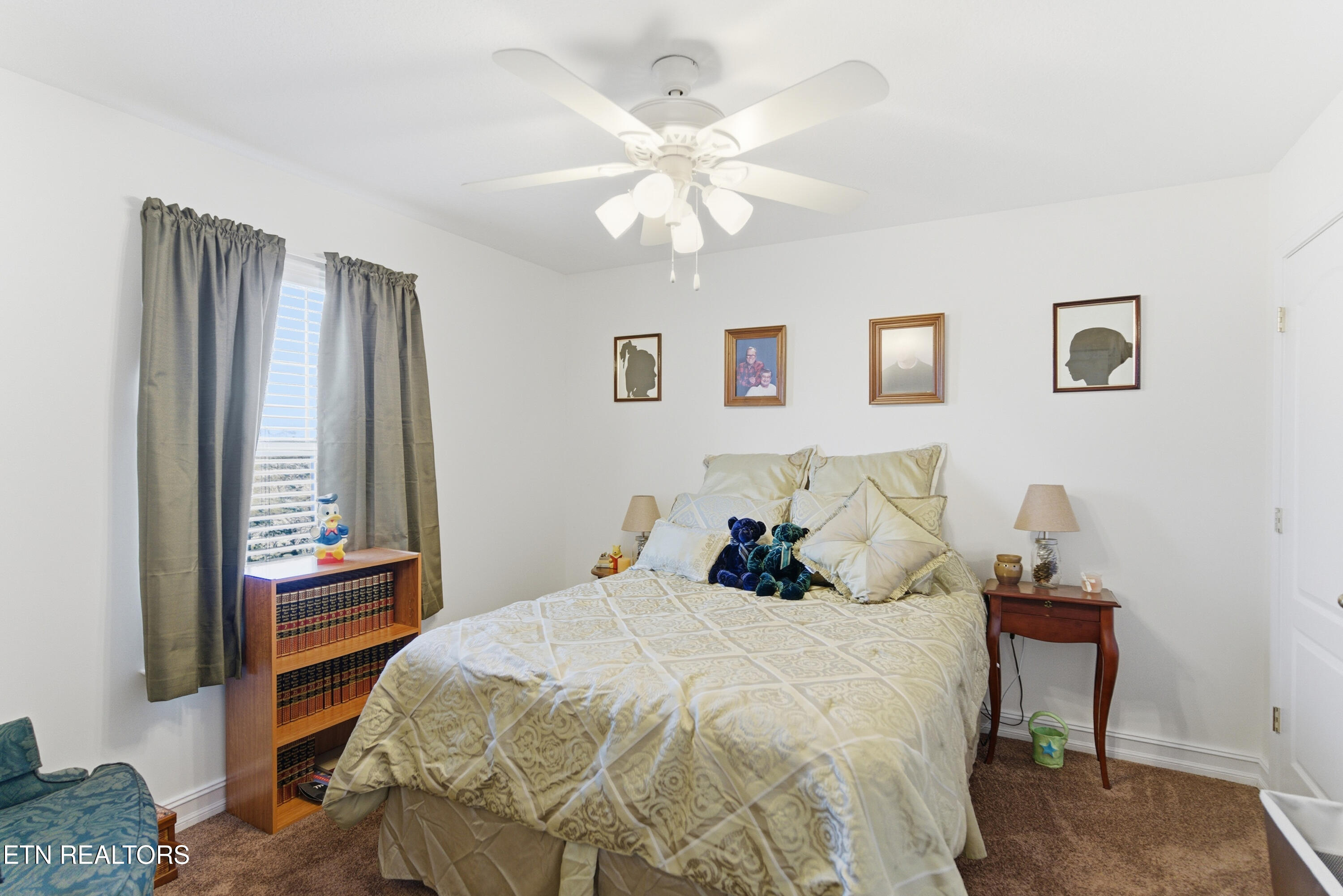 267 Far View Circle Jacksboro TN 37757