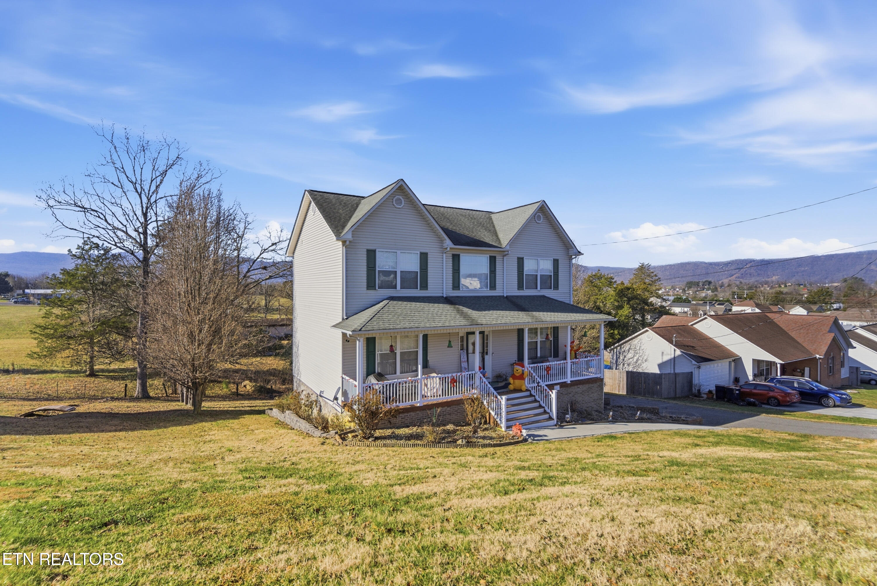 267 Far View Circle Jacksboro TN 37757