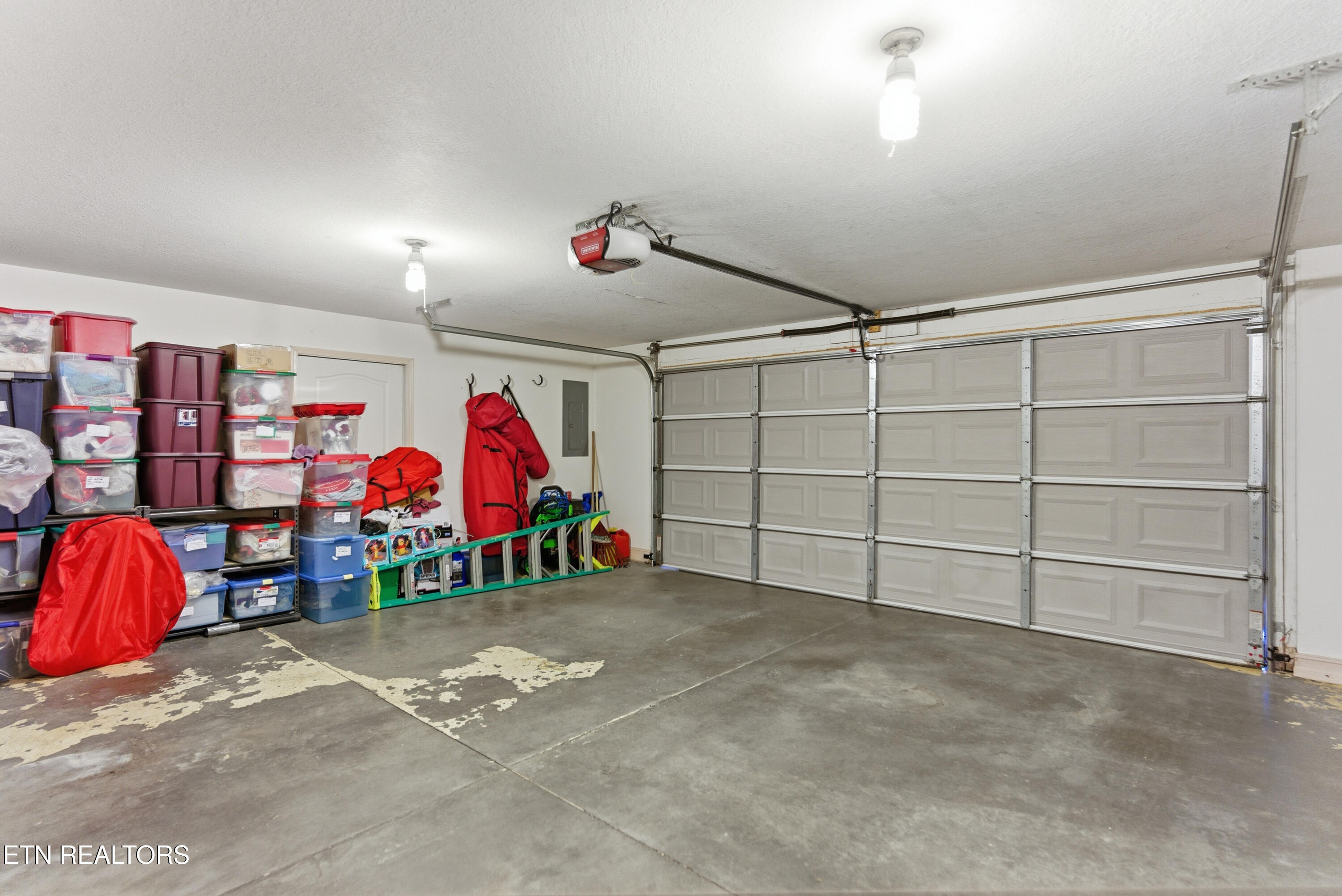 267 Far View Circle Jacksboro TN 37757