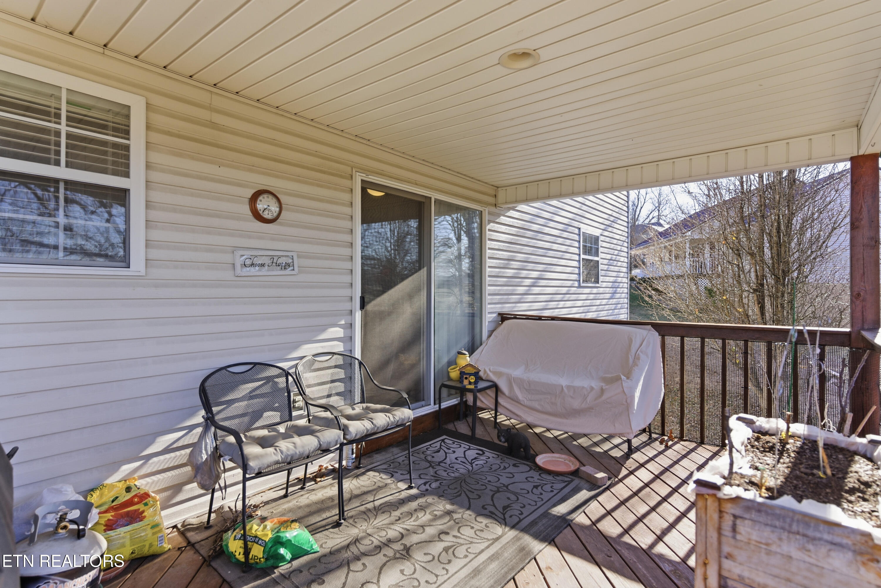 267 Far View Circle Jacksboro TN 37757