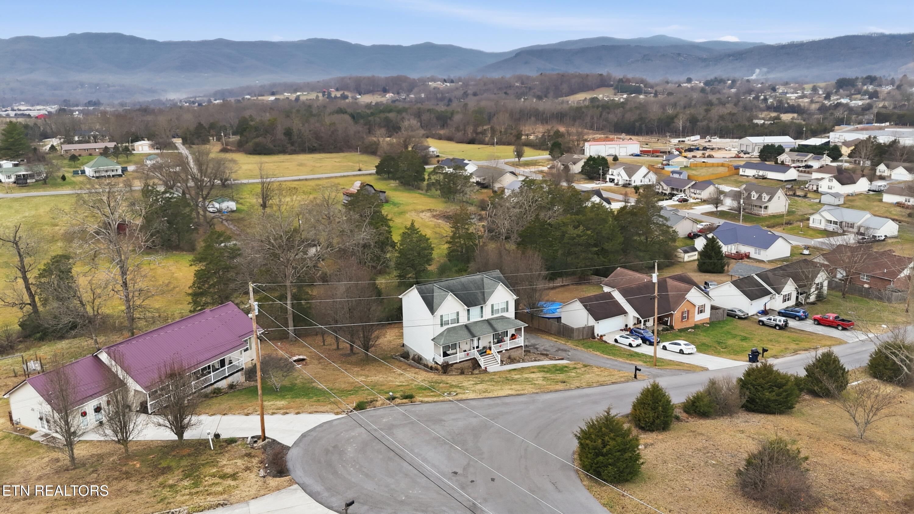 267 Far View Circle Jacksboro TN 37757