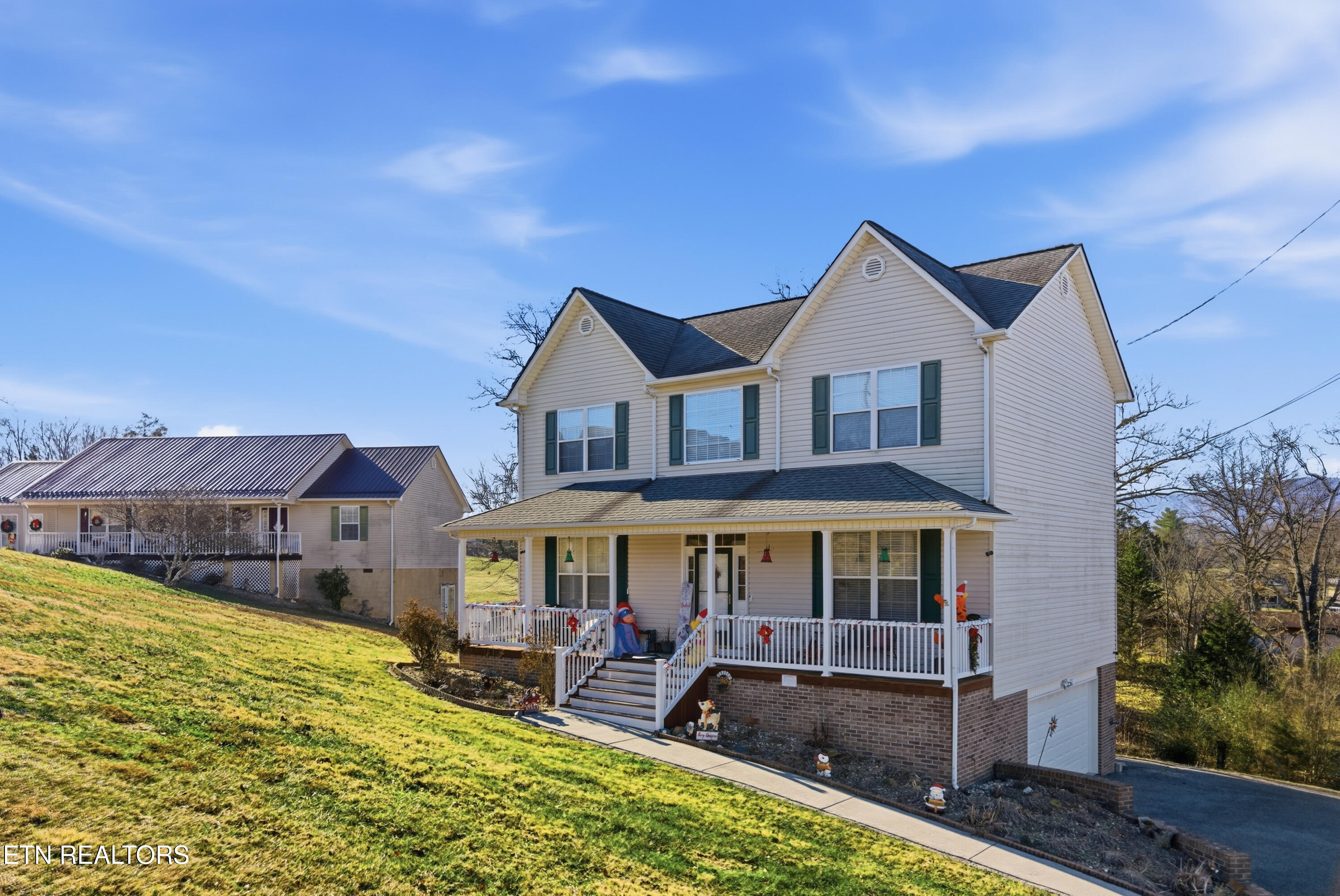 267 Far View Circle Jacksboro TN 37757