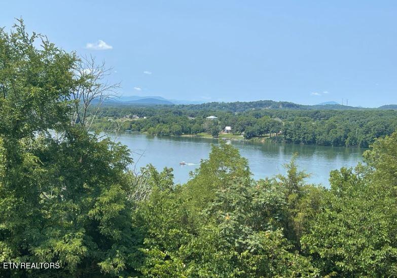 Lot 15-16 Waterford Way Newport TN 37821