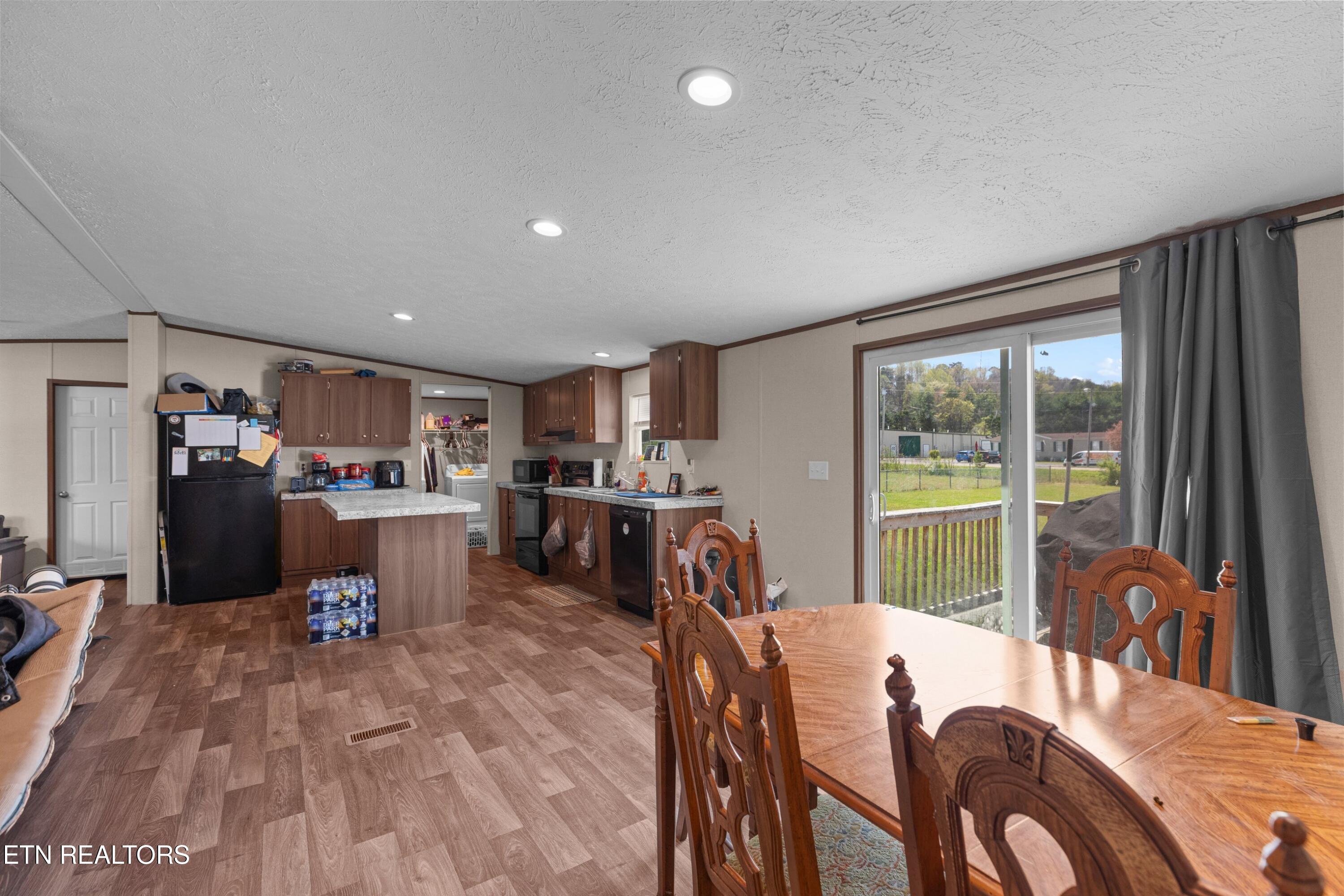 1469 Old Newport Highway Dandridge TN 37725