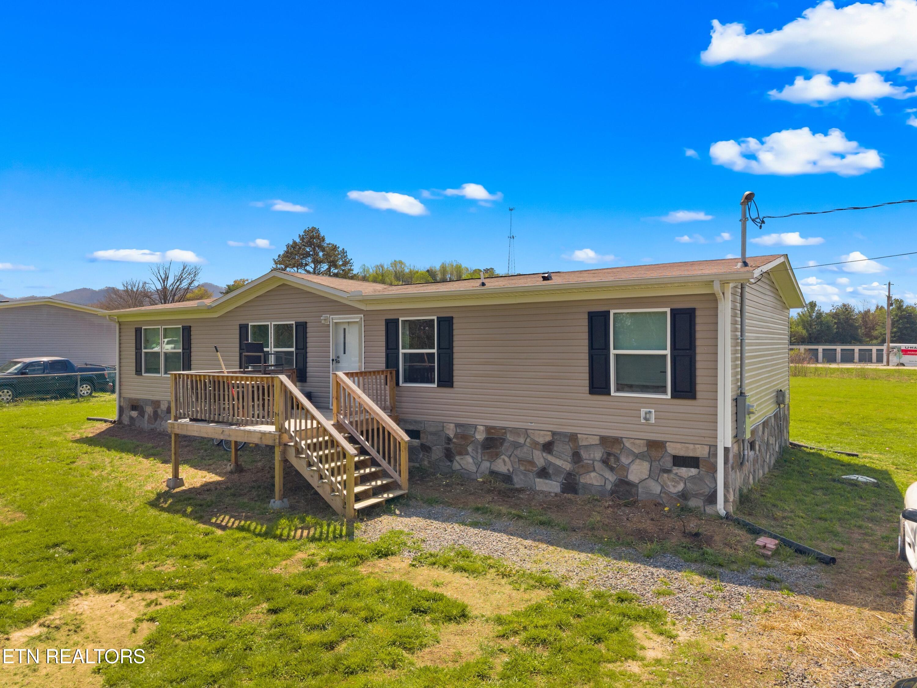 1469 Old Newport Highway Dandridge TN 37725