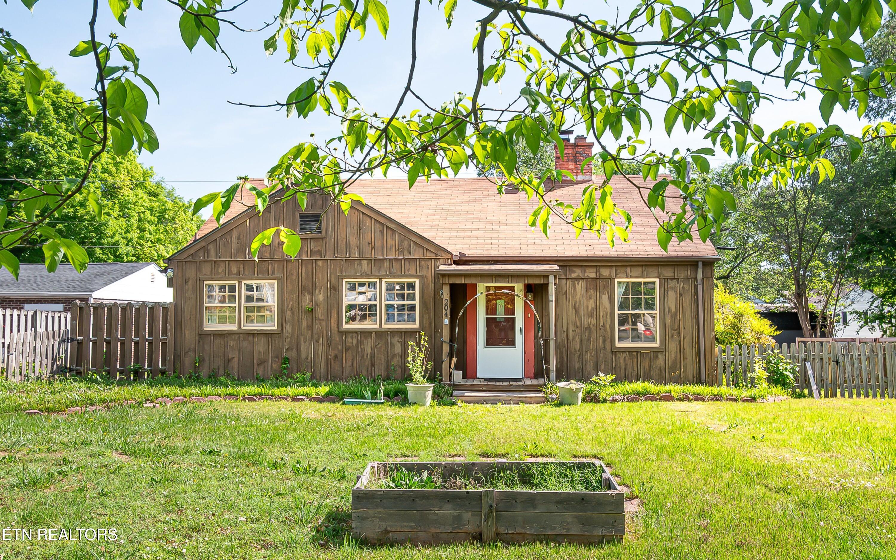 204 Rose Avenue Alcoa TN 37701