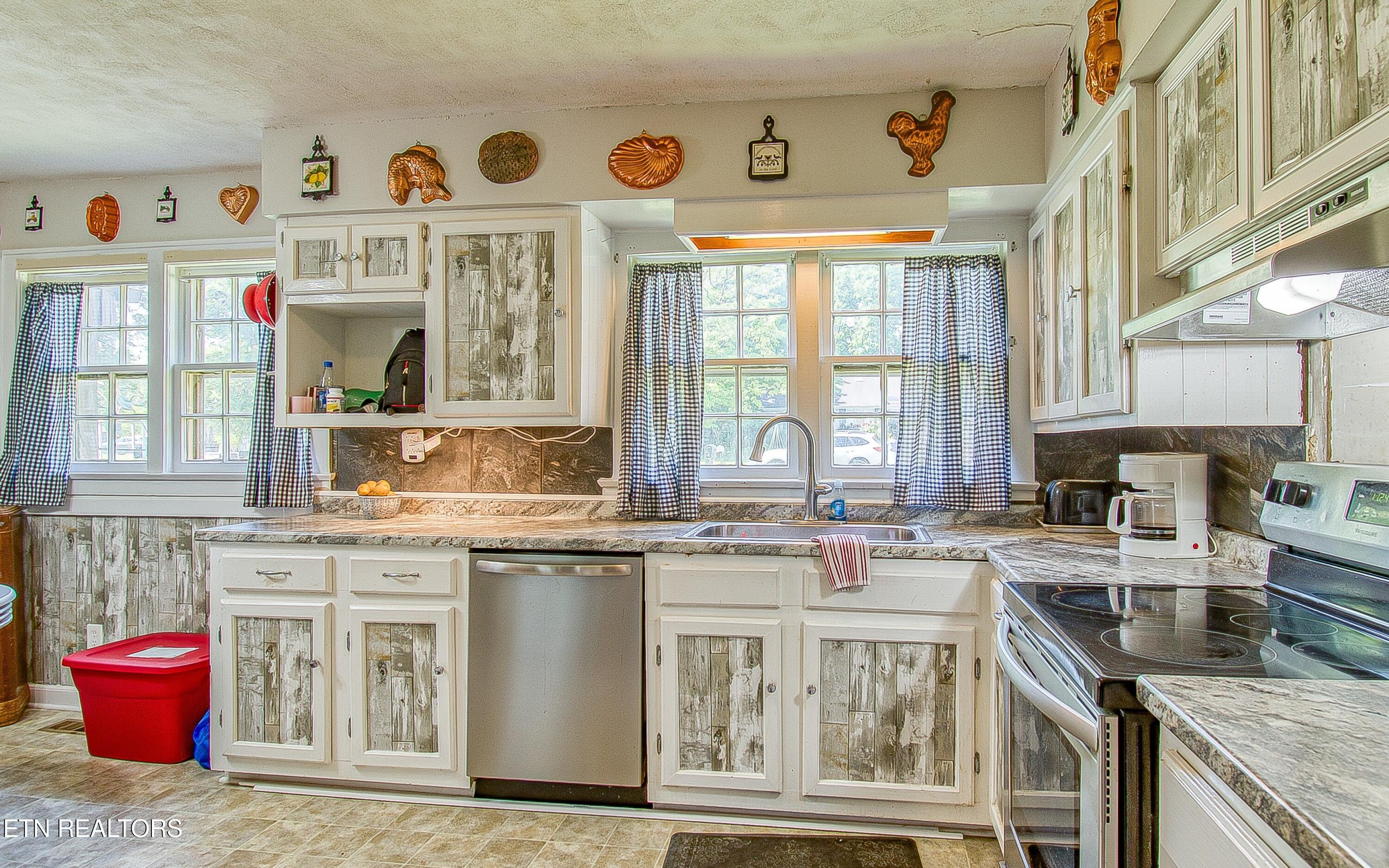 204 Rose Avenue Alcoa TN 37701