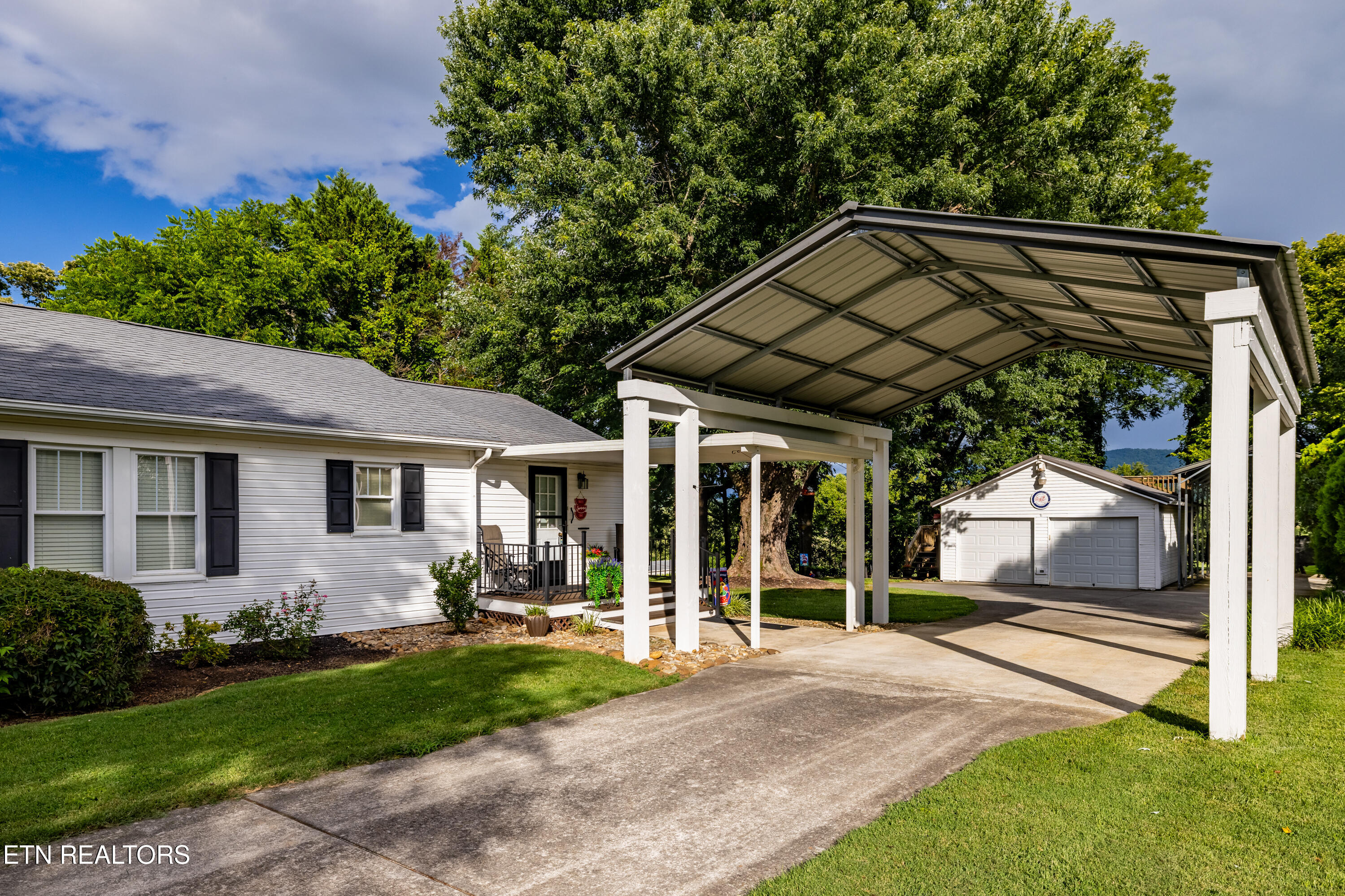 3346 Tuckaleechee Pike Maryville TN 37803