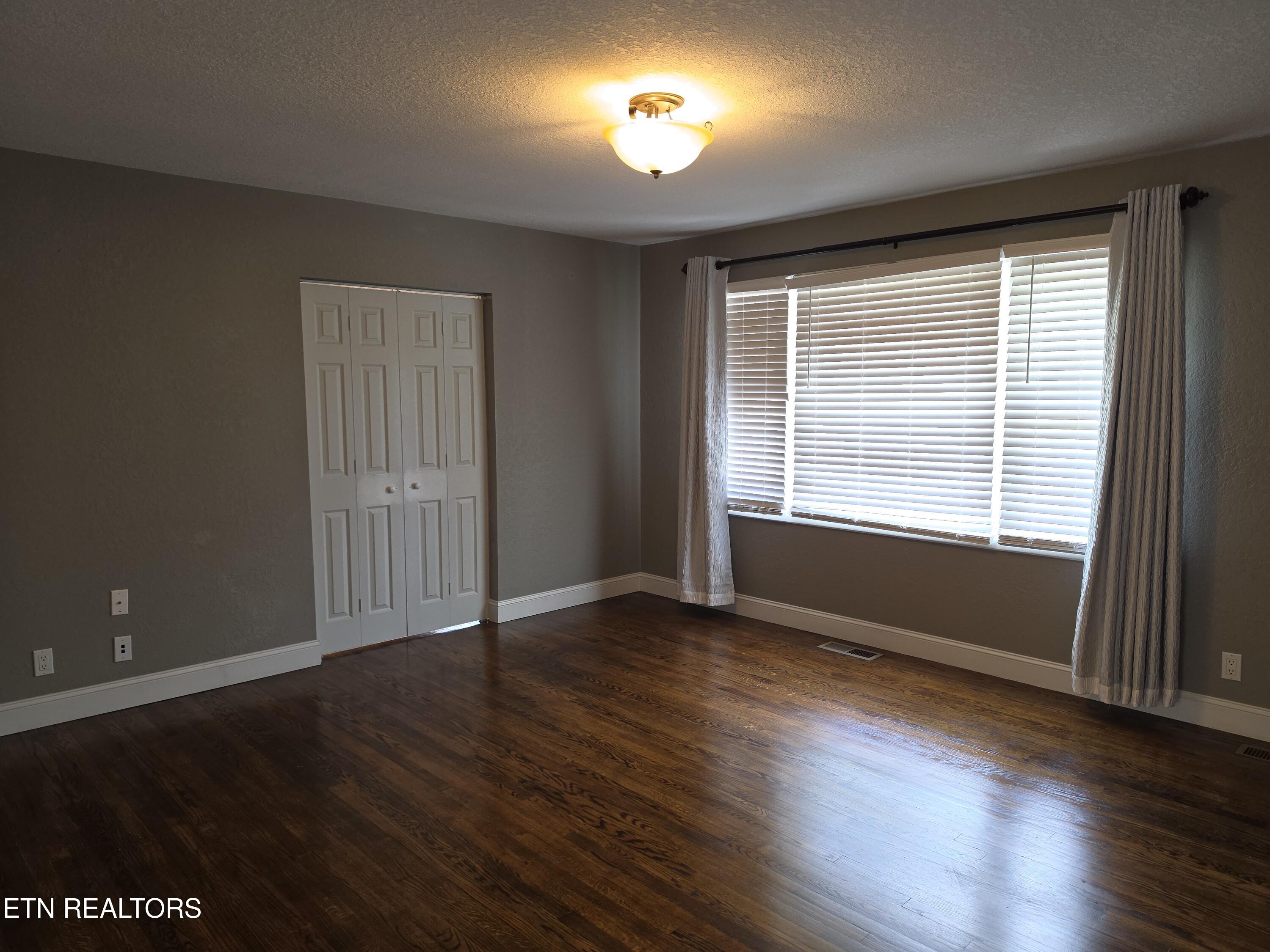 201 Coffey Street Tazewell TN 37879