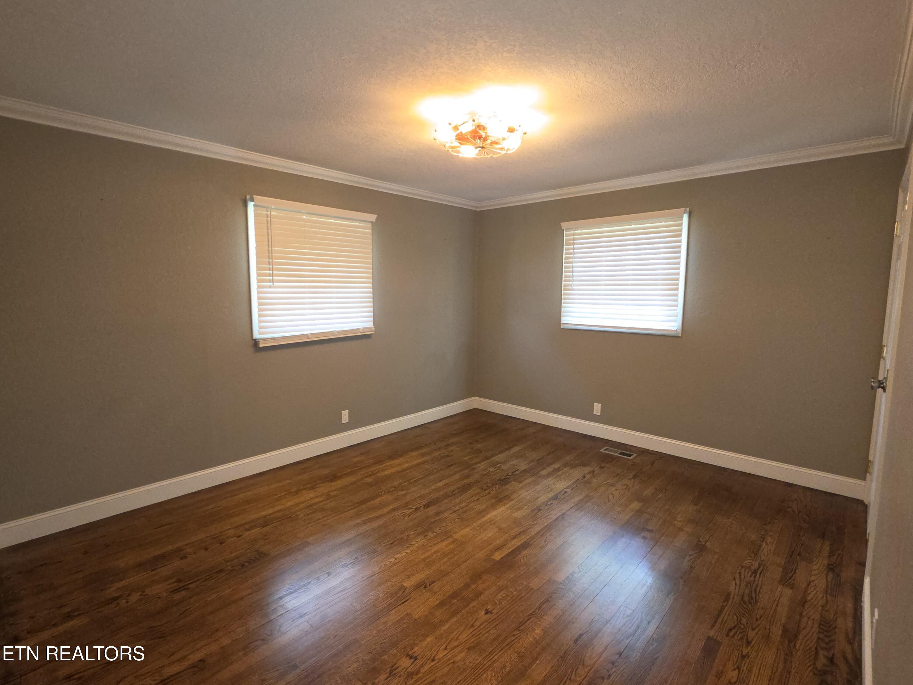 201 Coffey Street Tazewell TN 37879