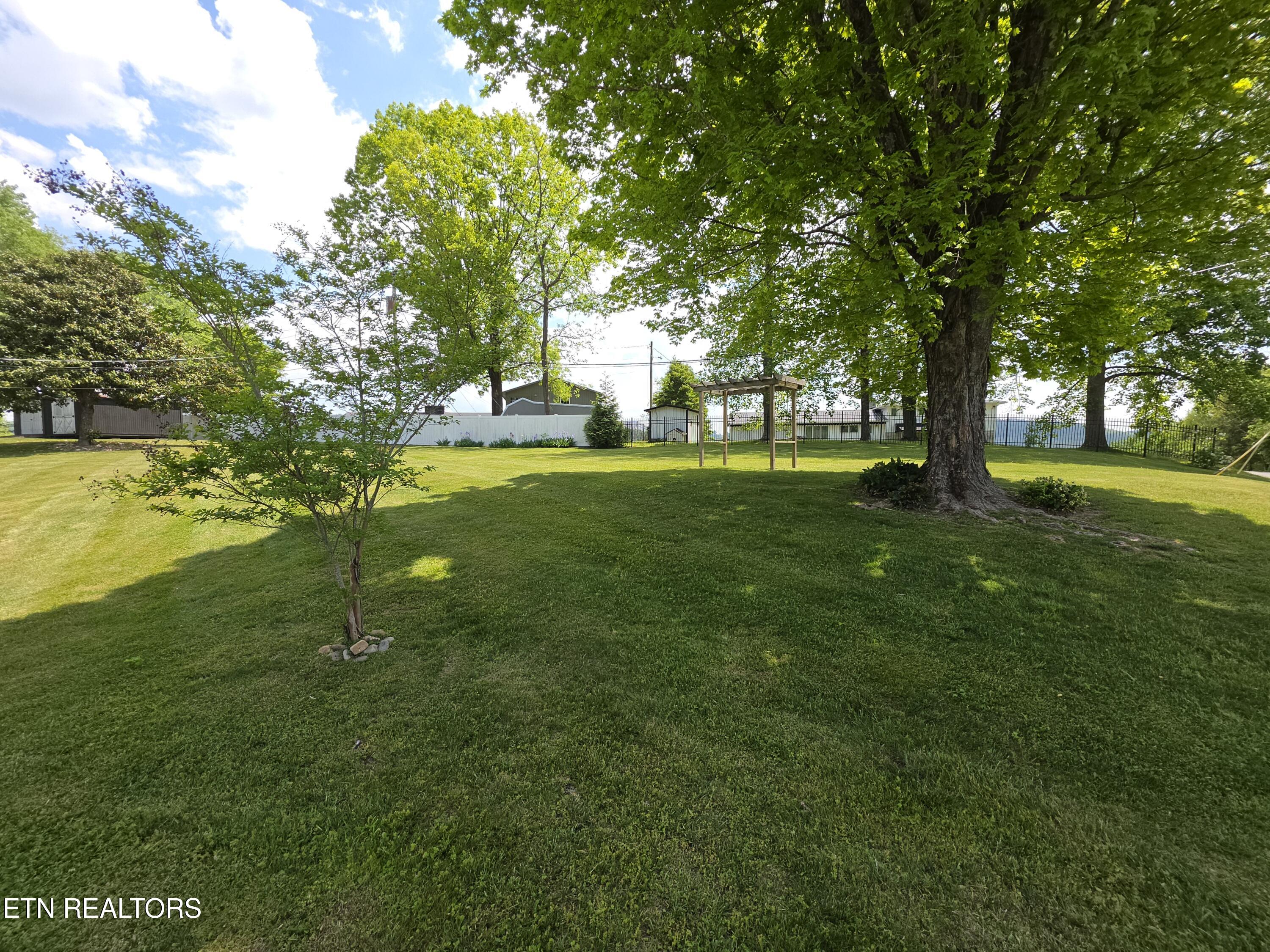 201 Coffey Street Tazewell TN 37879