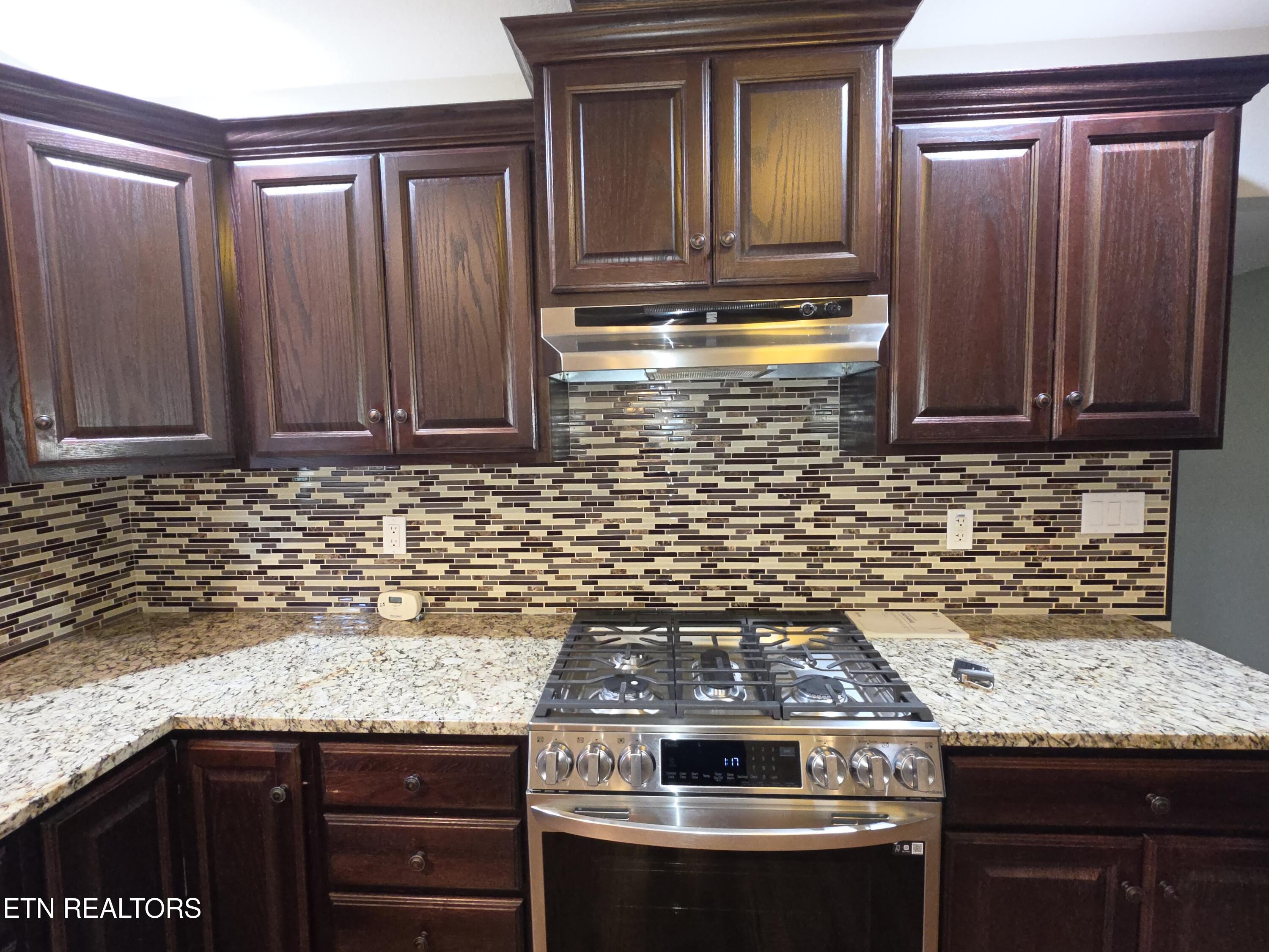 201 Coffey Street Tazewell TN 37879