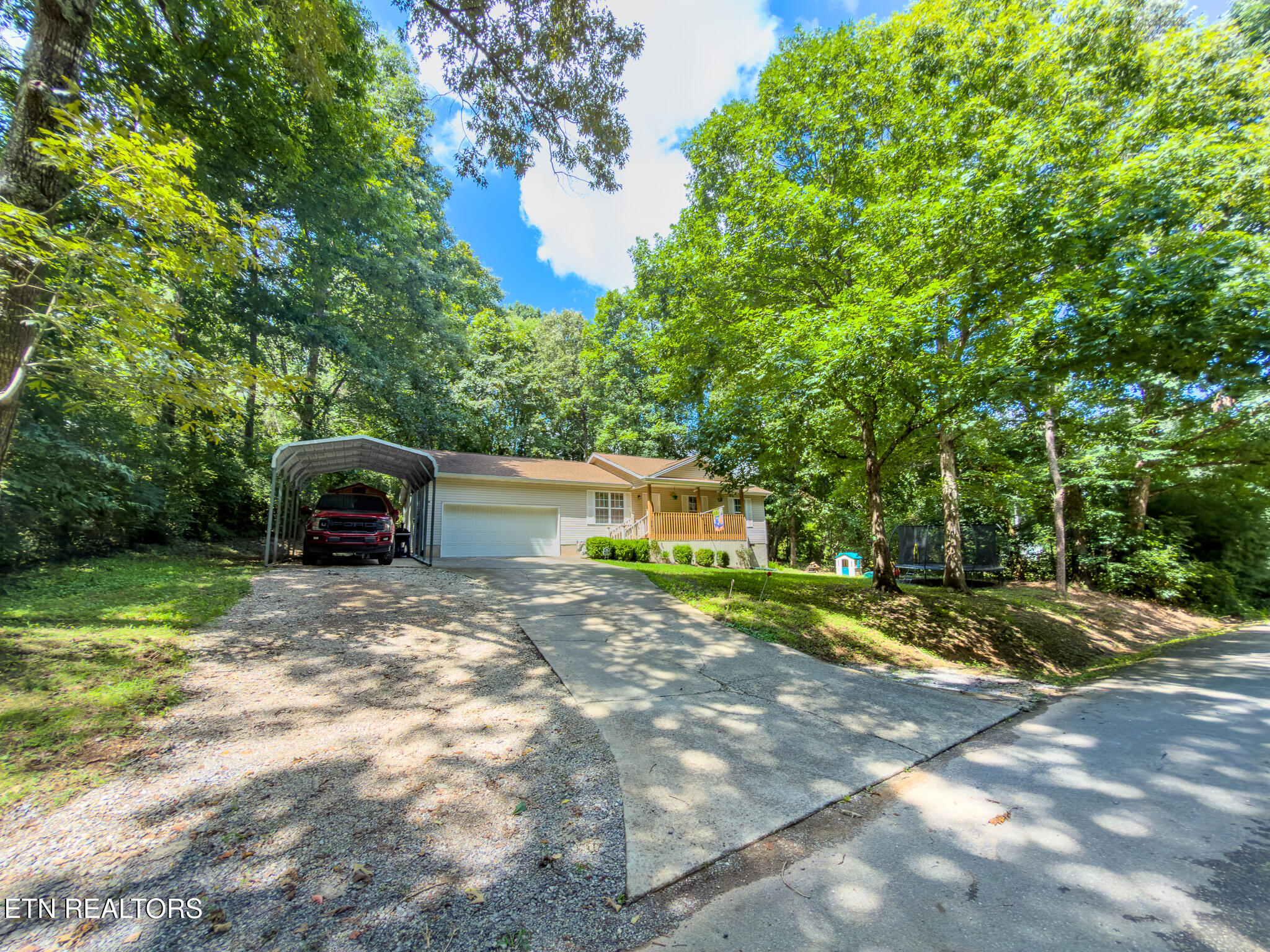1540 Holland Trail Lenoir City TN 37772
