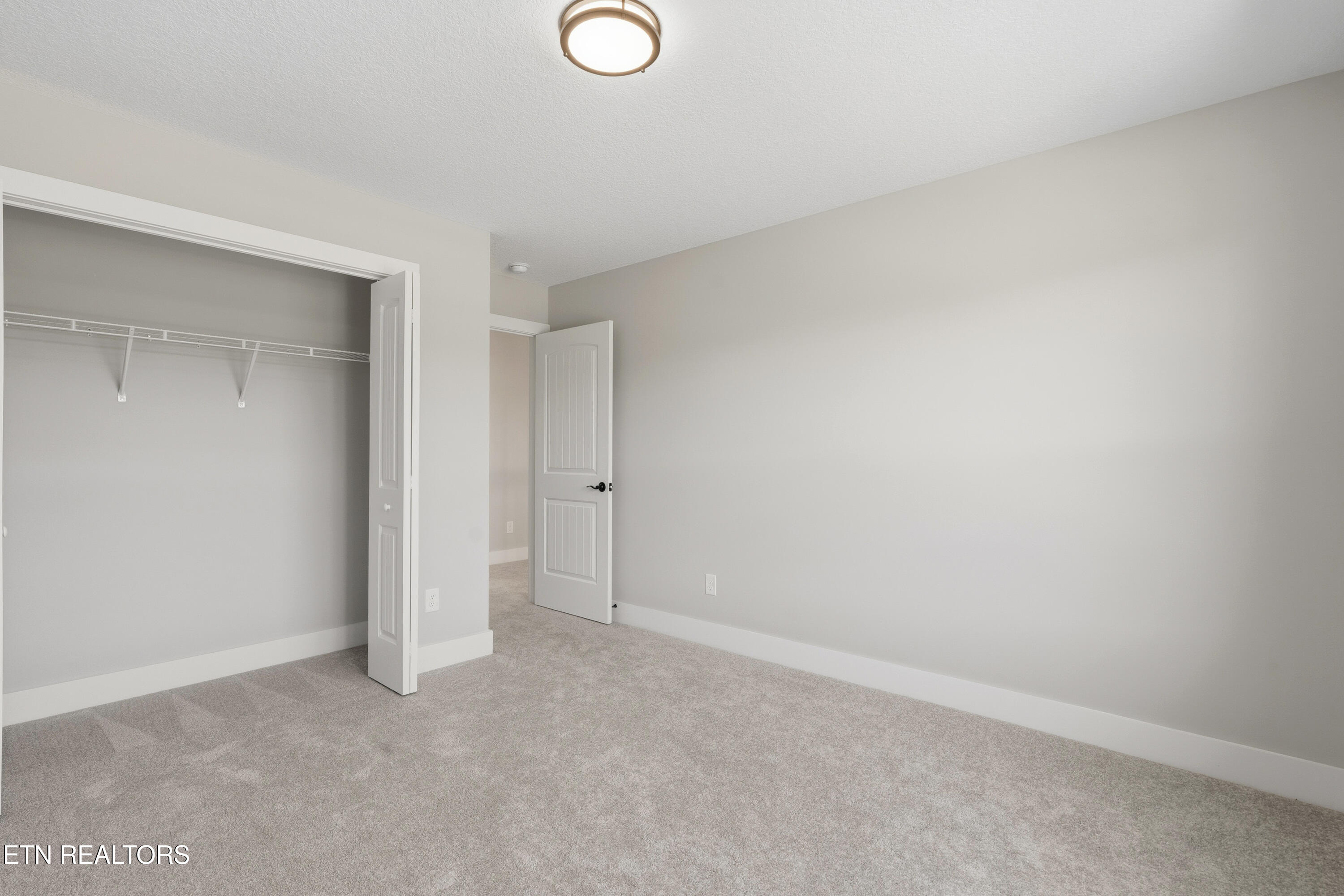 2345 Tributary Drive Sevierville TN 37876