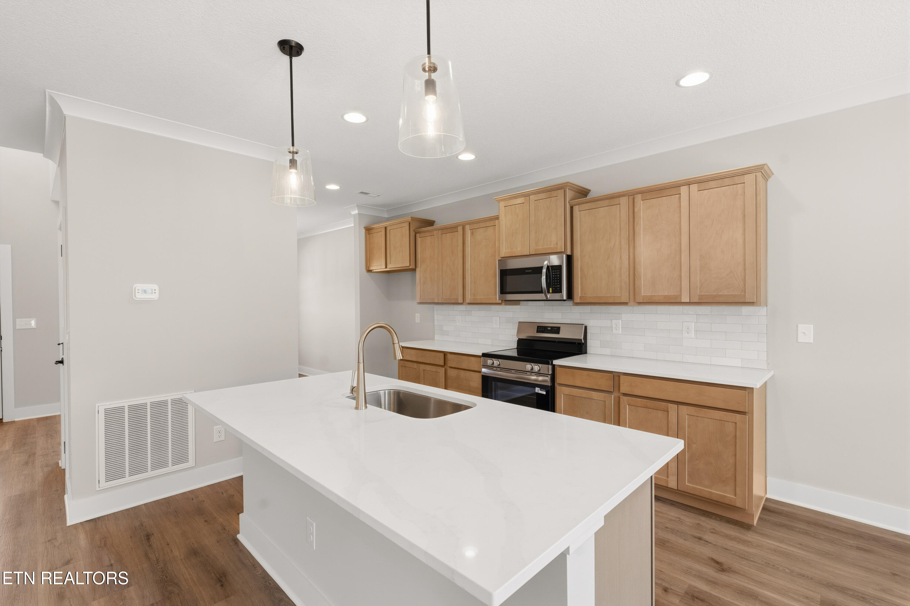 2345 Tributary Drive Sevierville TN 37876