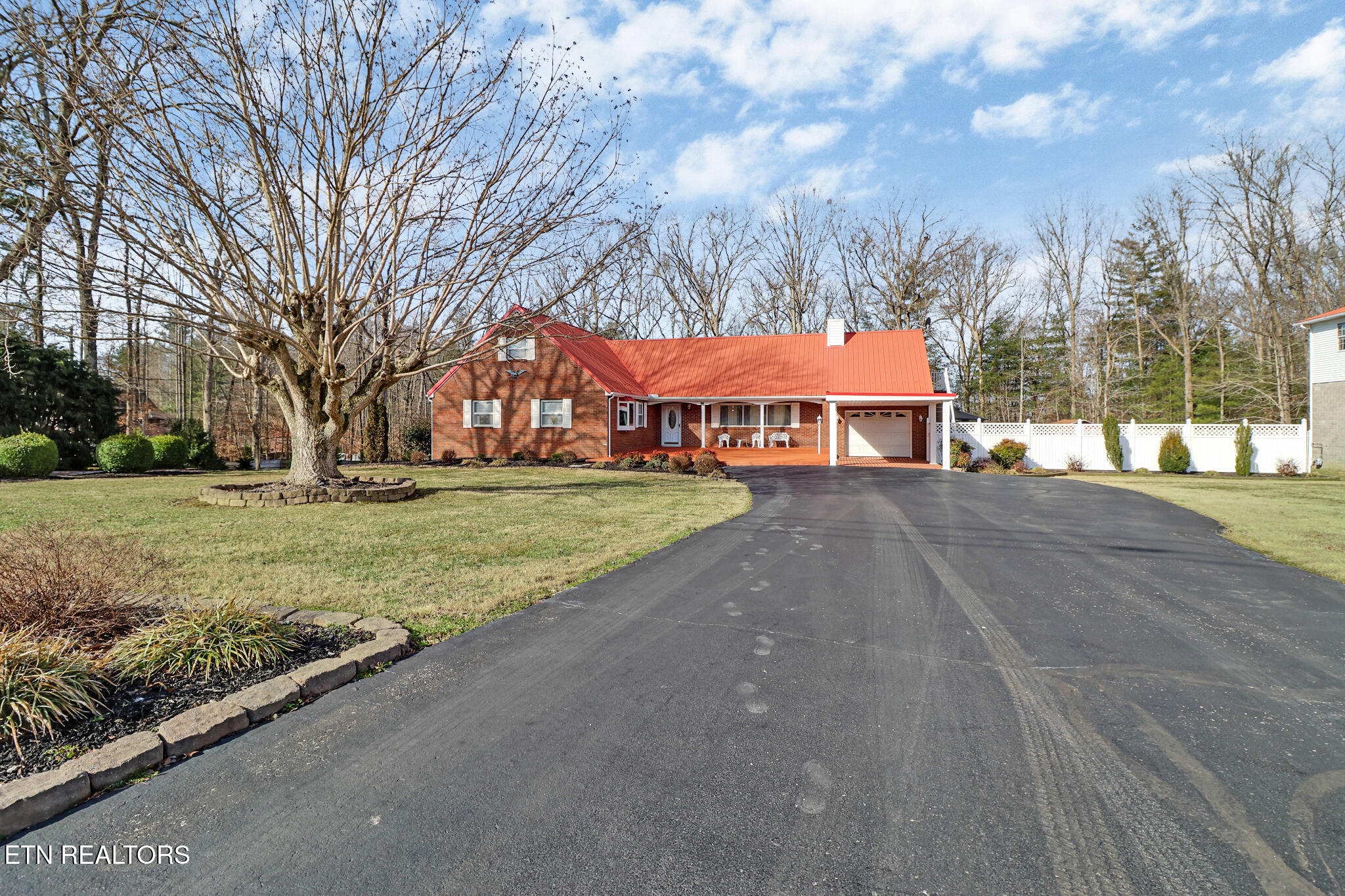 588 & 580 Catoosa Road Wartburg TN 37887