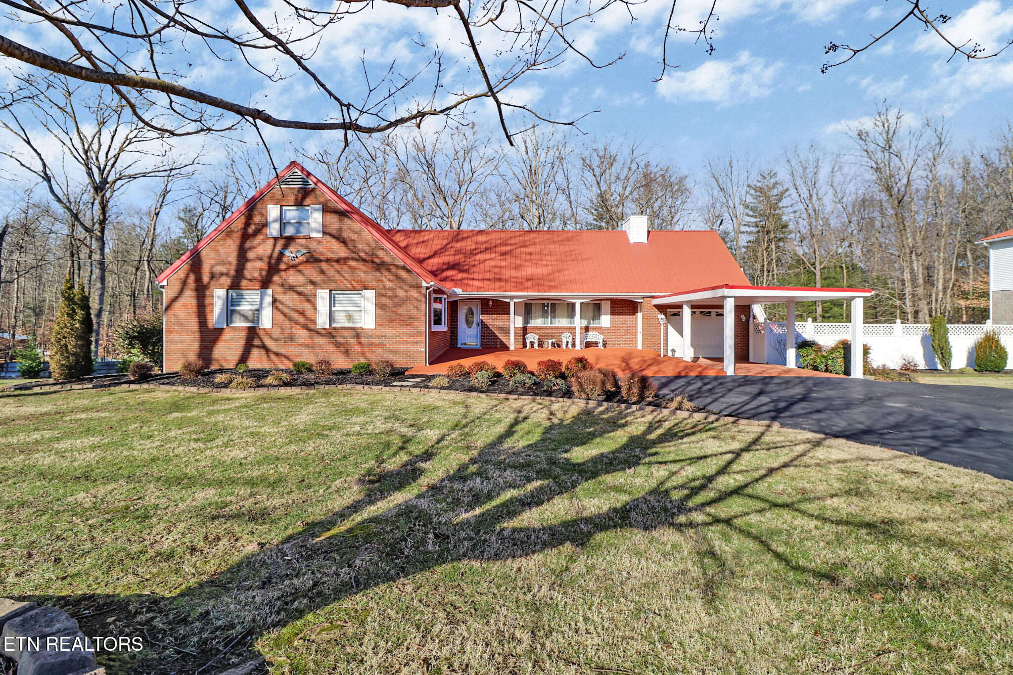 588 & 580 Catoosa Road Wartburg TN 37887