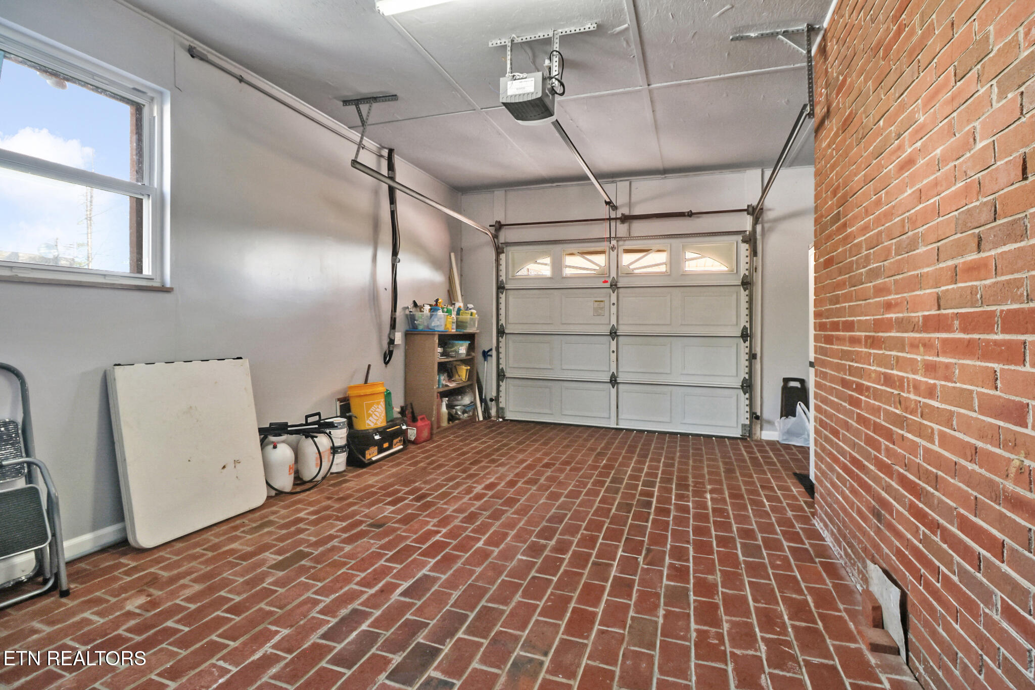 588 & 580 Catoosa Road Wartburg TN 37887