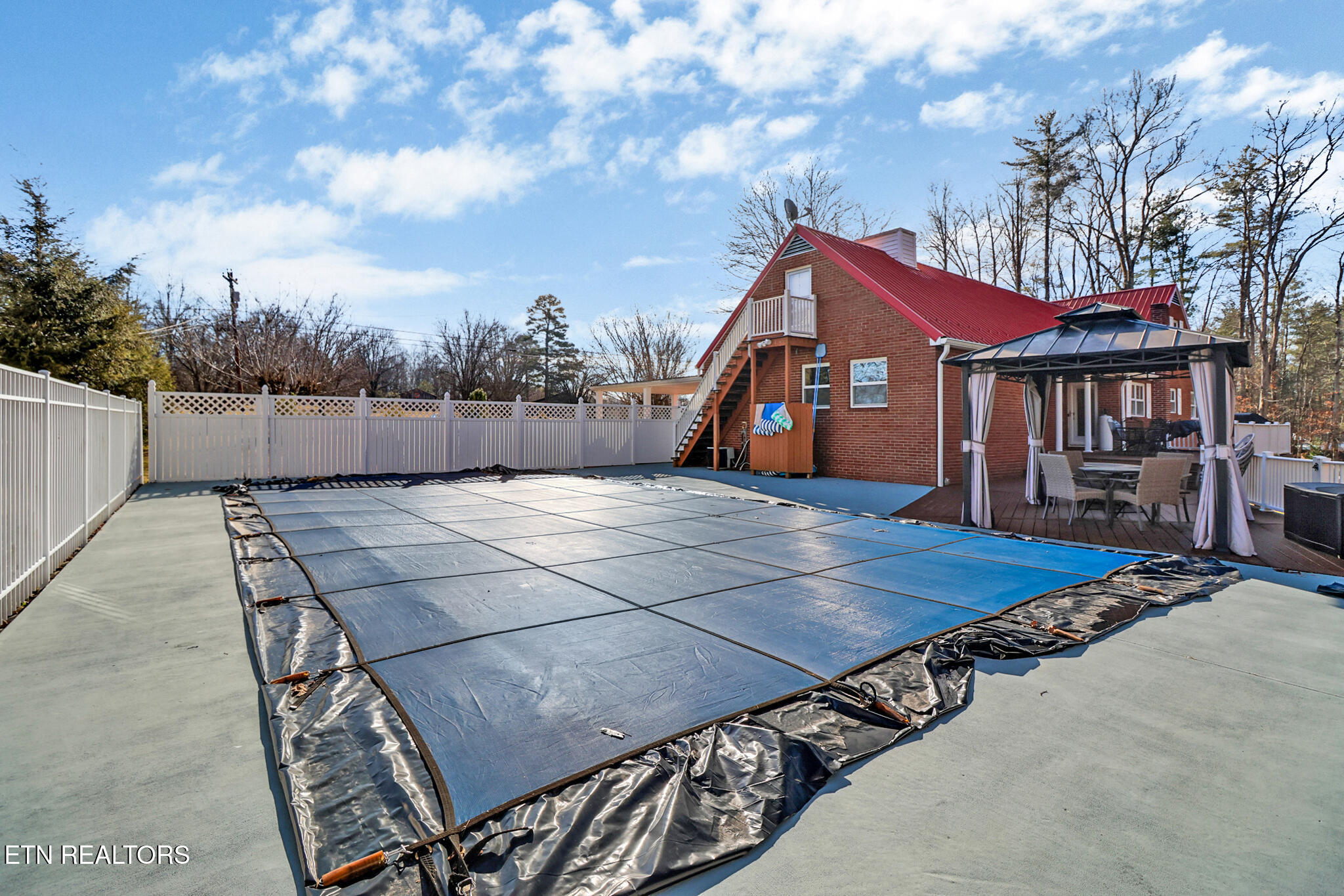 588 & 580 Catoosa Road Wartburg TN 37887
