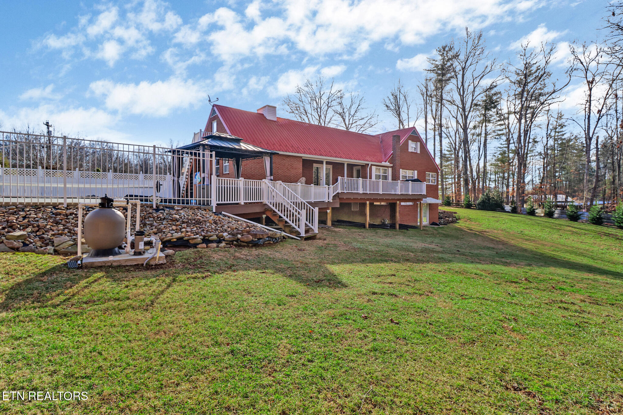 588 & 580 Catoosa Road Wartburg TN 37887