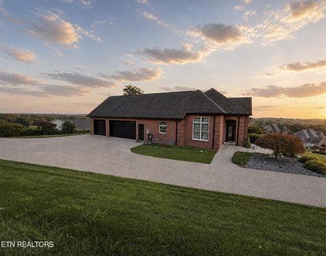 421 Saddle Ridge Knoxville TN 37934