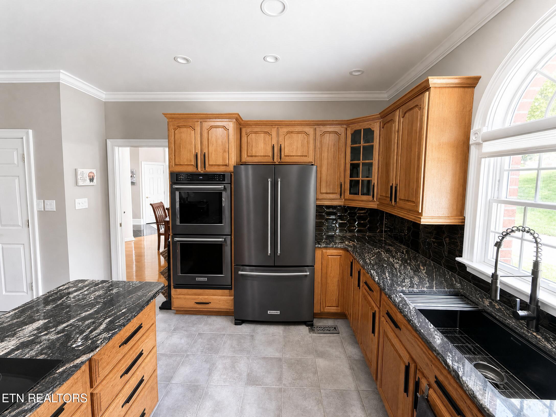 421 Saddle Ridge Knoxville TN 37934