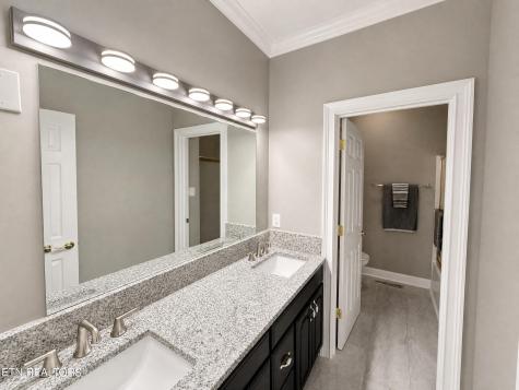 421 Saddle Ridge Knoxville TN 37934