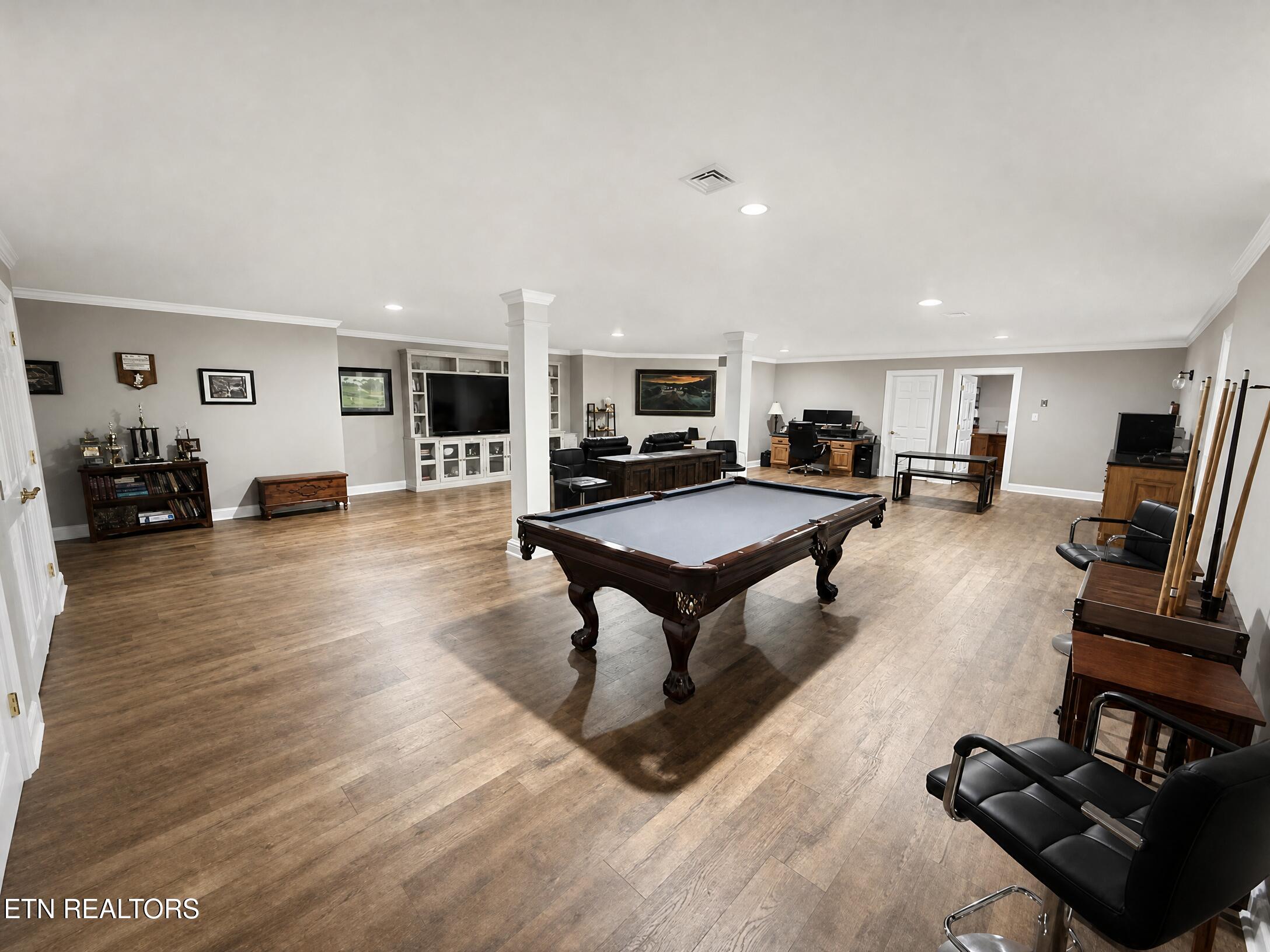 421 Saddle Ridge Knoxville TN 37934