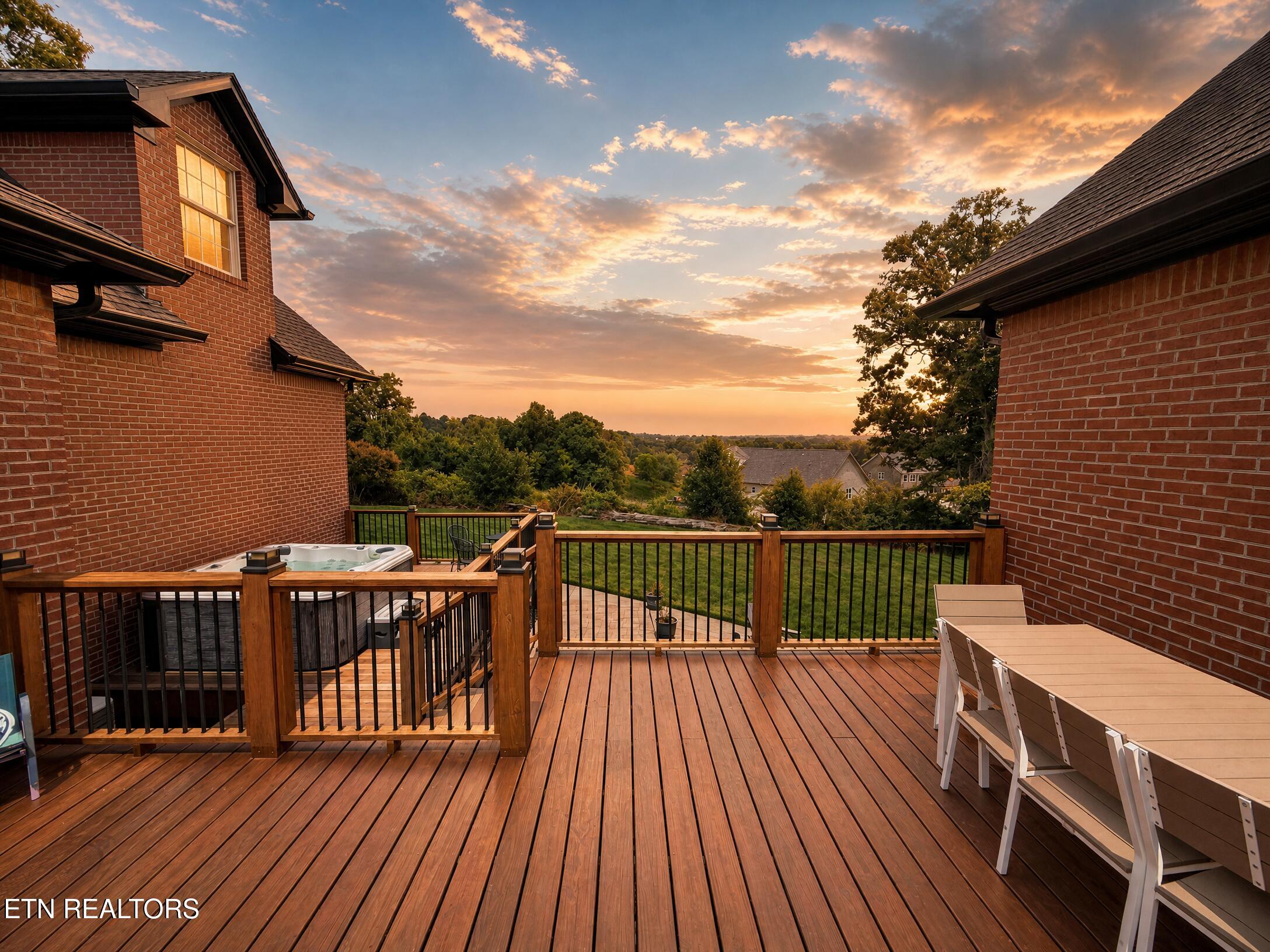 421 Saddle Ridge Knoxville TN 37934