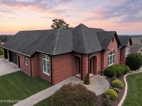 421 Saddle Ridge Knoxville TN 37934