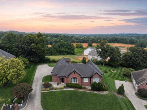 421 Saddle Ridge Knoxville TN 37934