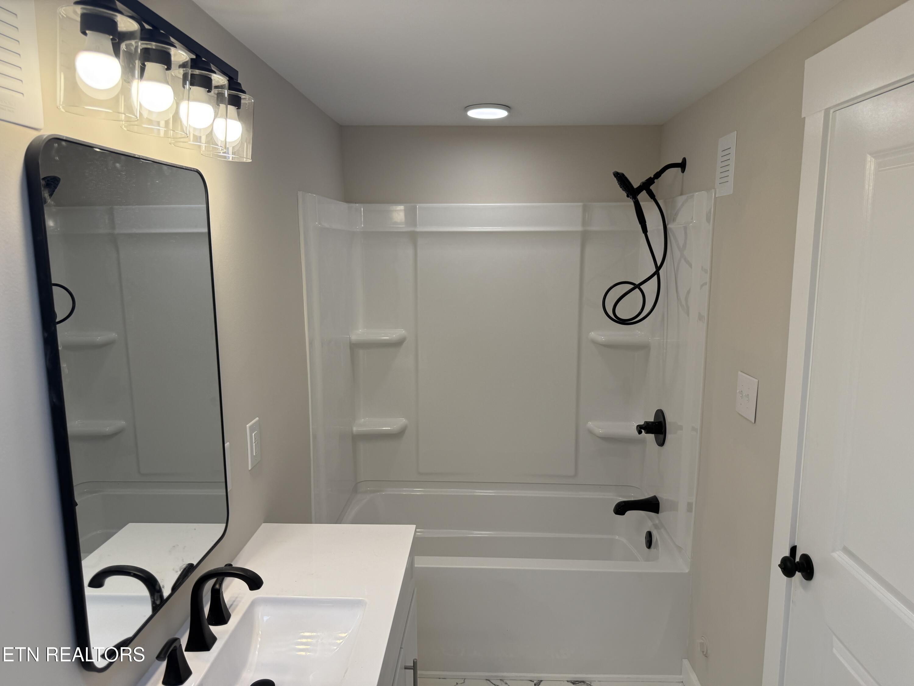 326 Tillery Road Powell TN 37849