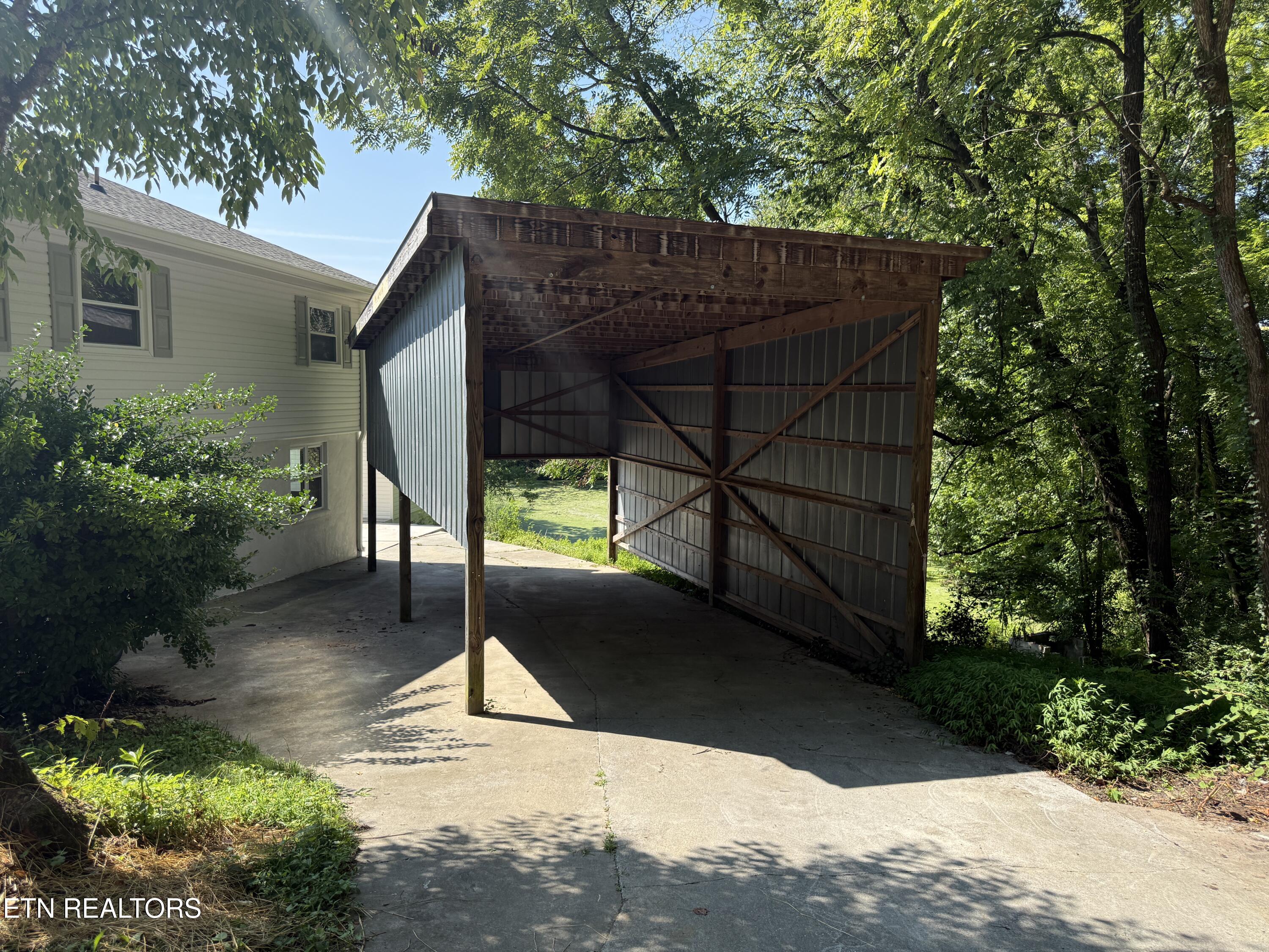 326 Tillery Road Powell TN 37849
