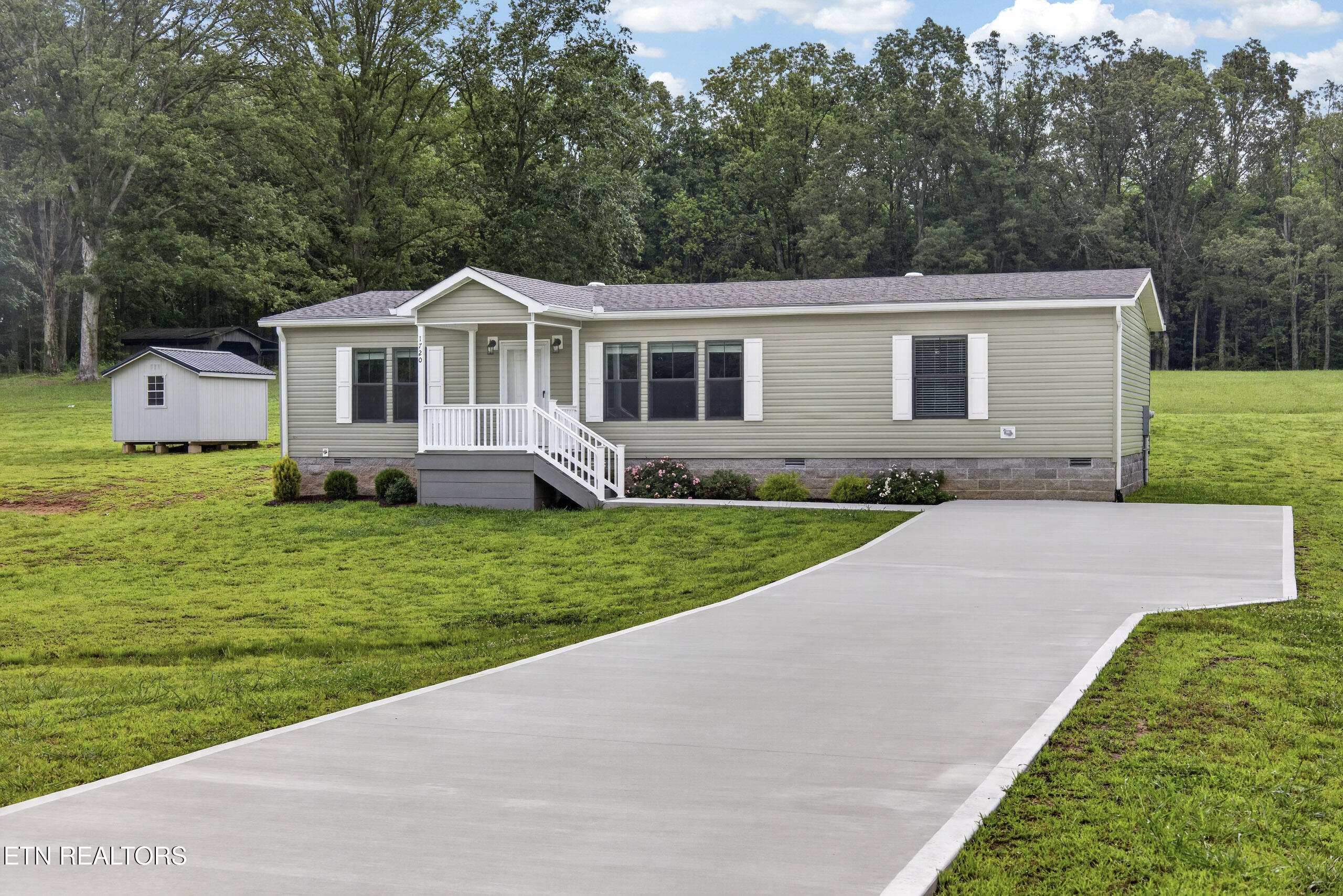1720 Anna Maria Lane Cookeville TN 38501