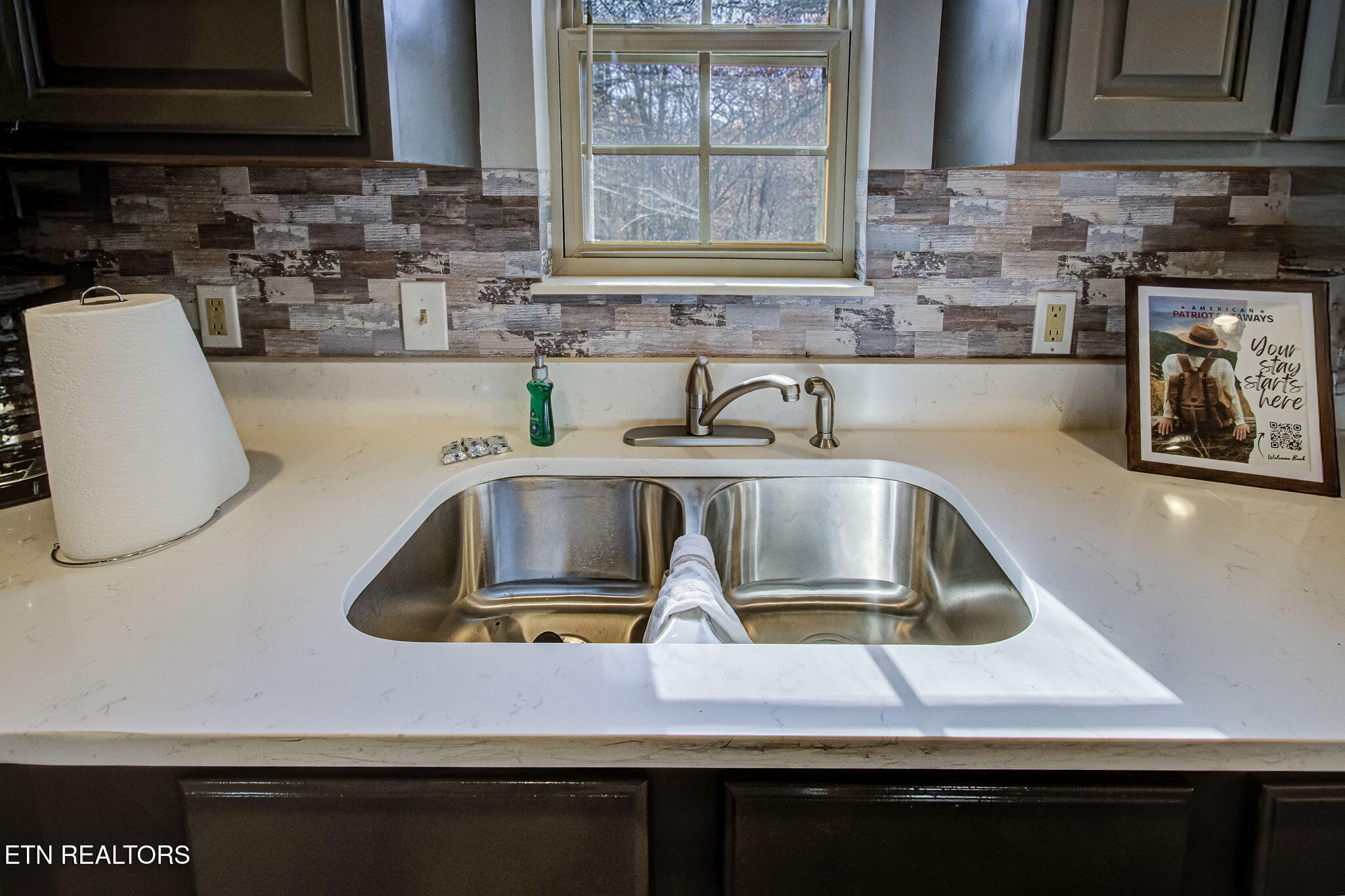 802 Crystal Branch Way Gatlinburg TN 37738