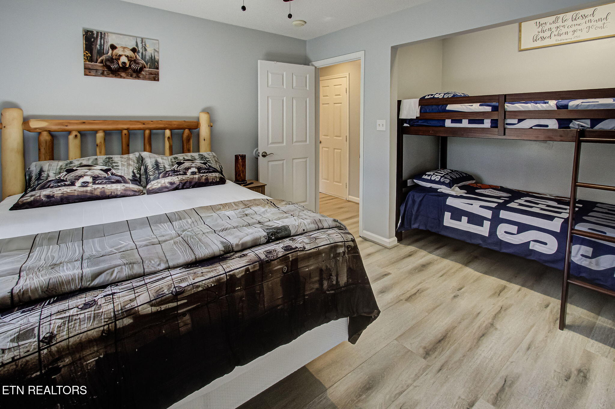 802 Crystal Branch Way Gatlinburg TN 37738