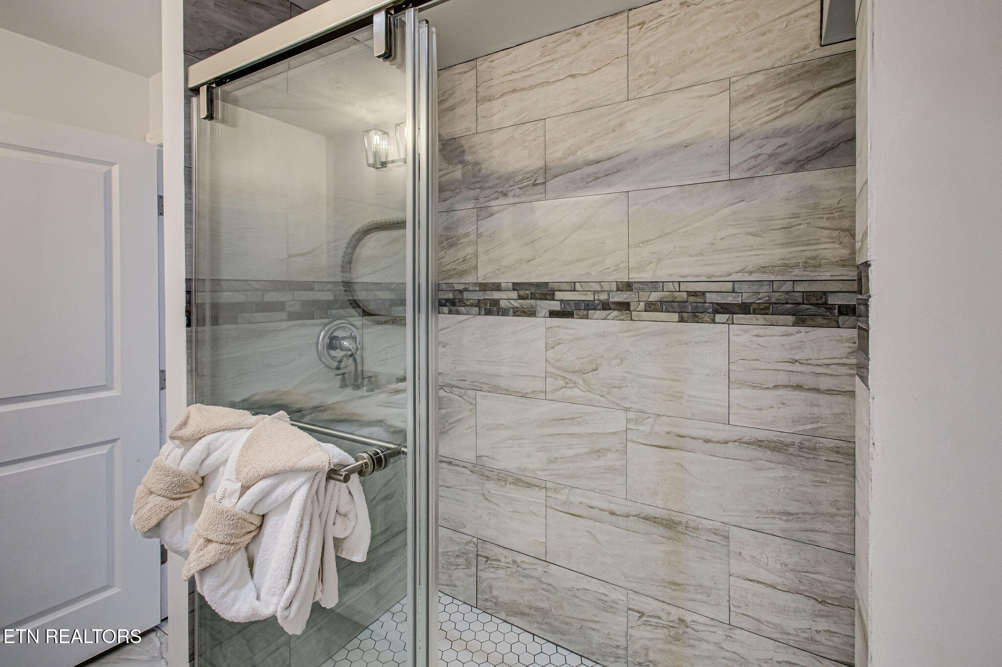 802 Crystal Branch Way Gatlinburg TN 37738