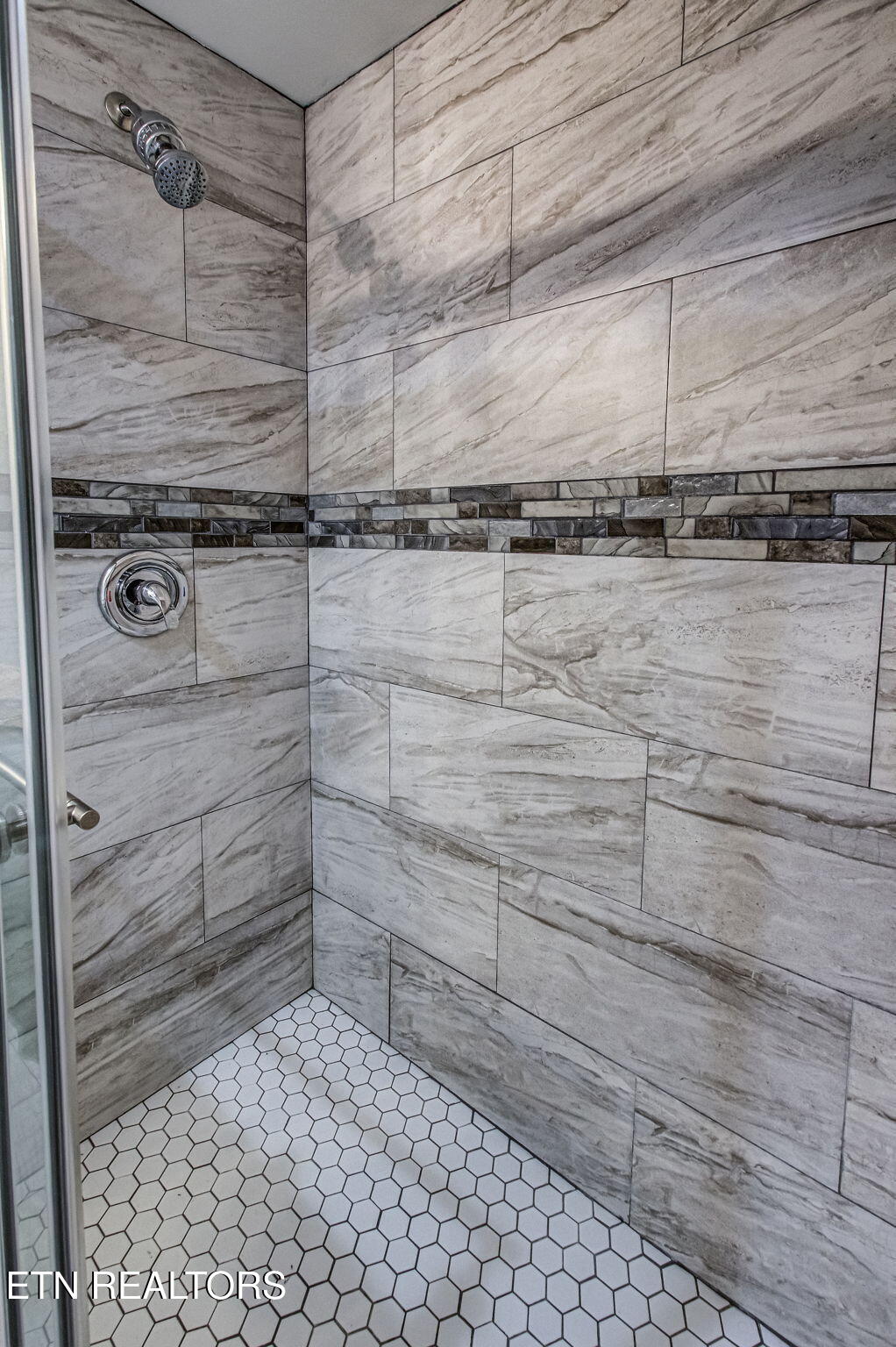 802 Crystal Branch Way Gatlinburg TN 37738