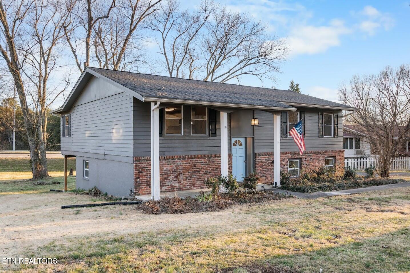 104 Macon Lane Oak Ridge TN 37830
