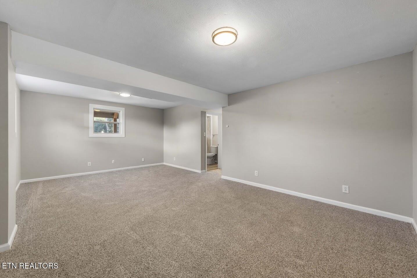104 Macon Lane Oak Ridge TN 37830