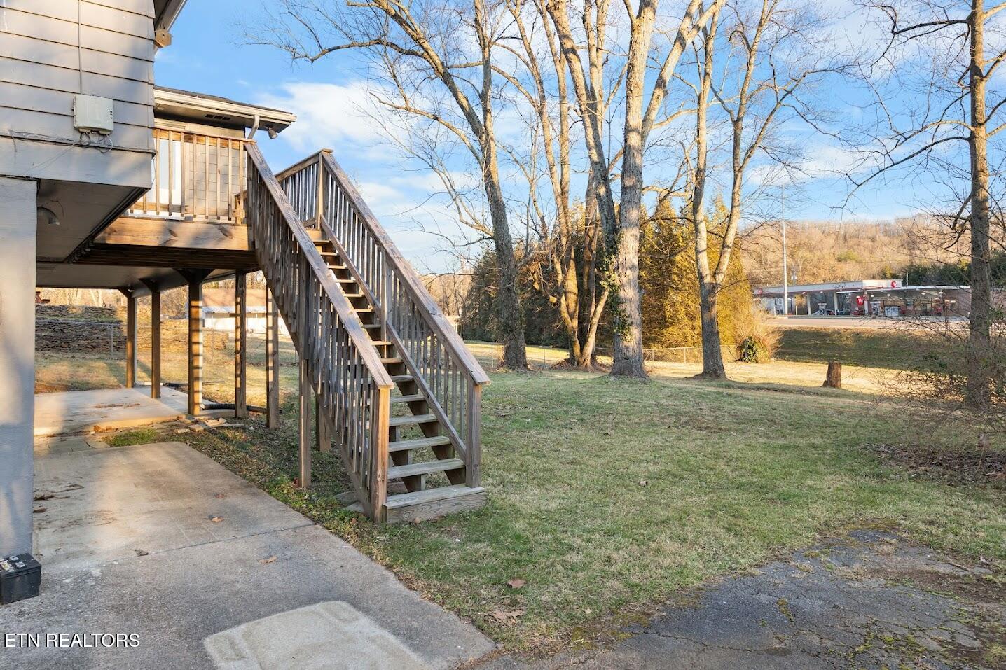 104 Macon Lane Oak Ridge TN 37830