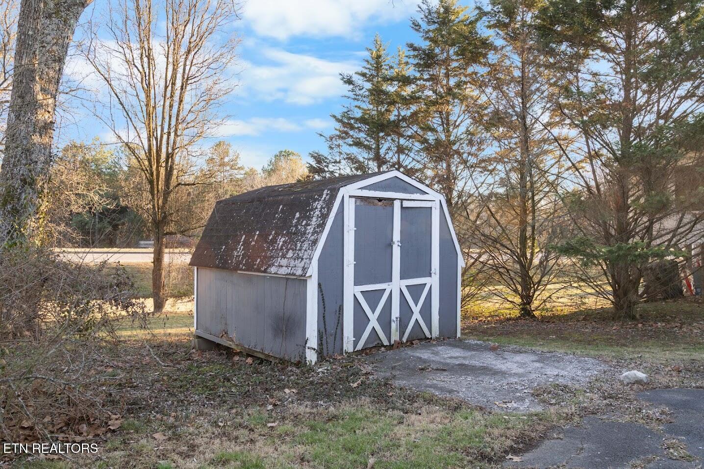 104 Macon Lane Oak Ridge TN 37830