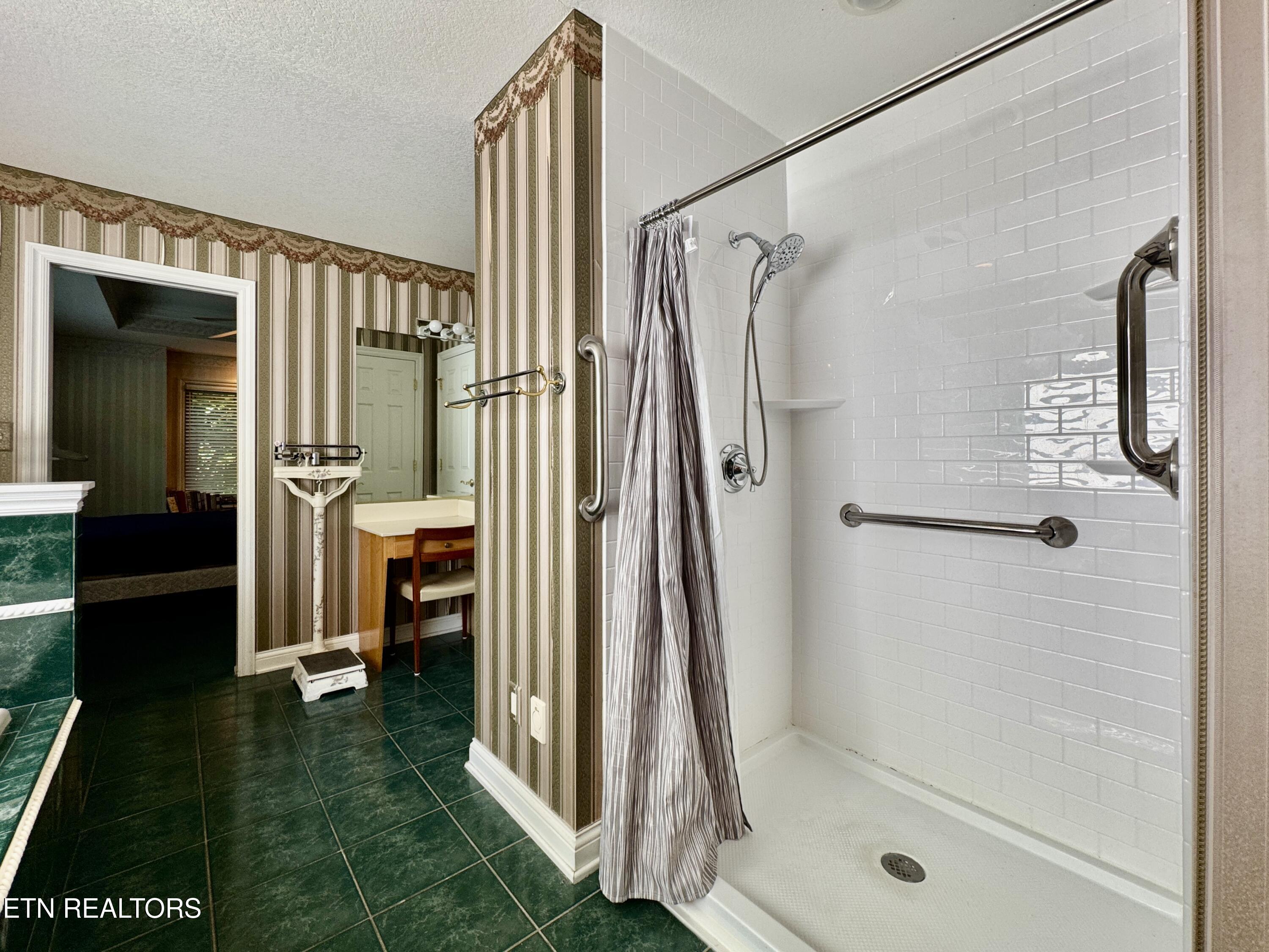 508 Skiatook Court Loudon TN 37774