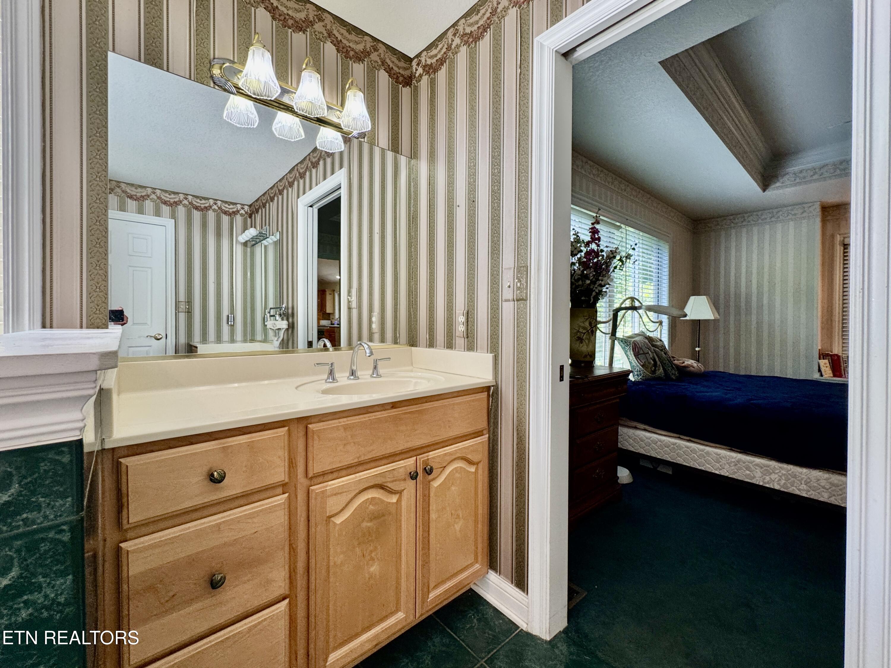 508 Skiatook Court Loudon TN 37774