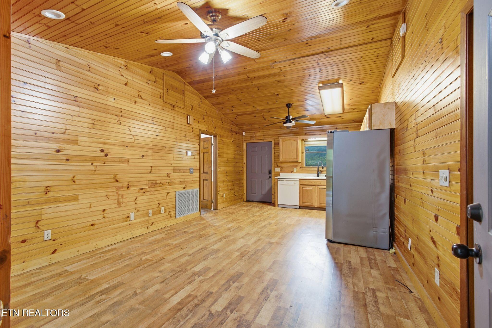 2471 Tranquility Way Newport TN 37821